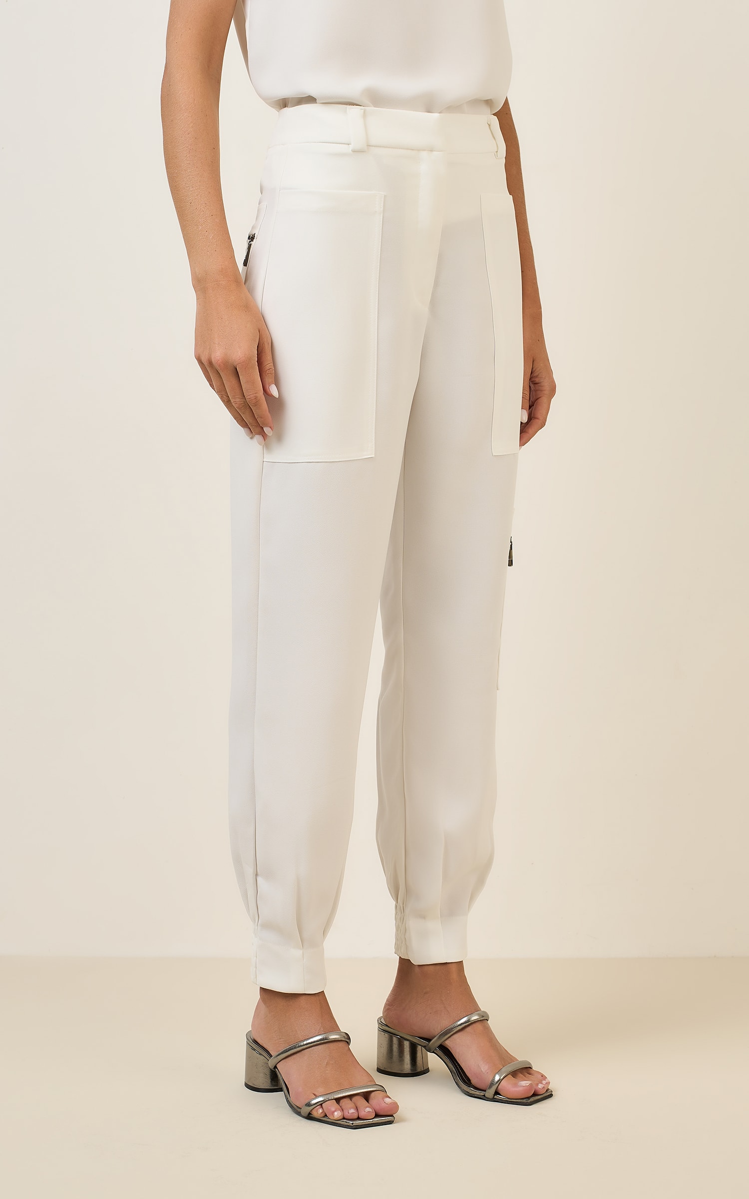 Calca Mountain Mix Bolsos Off White