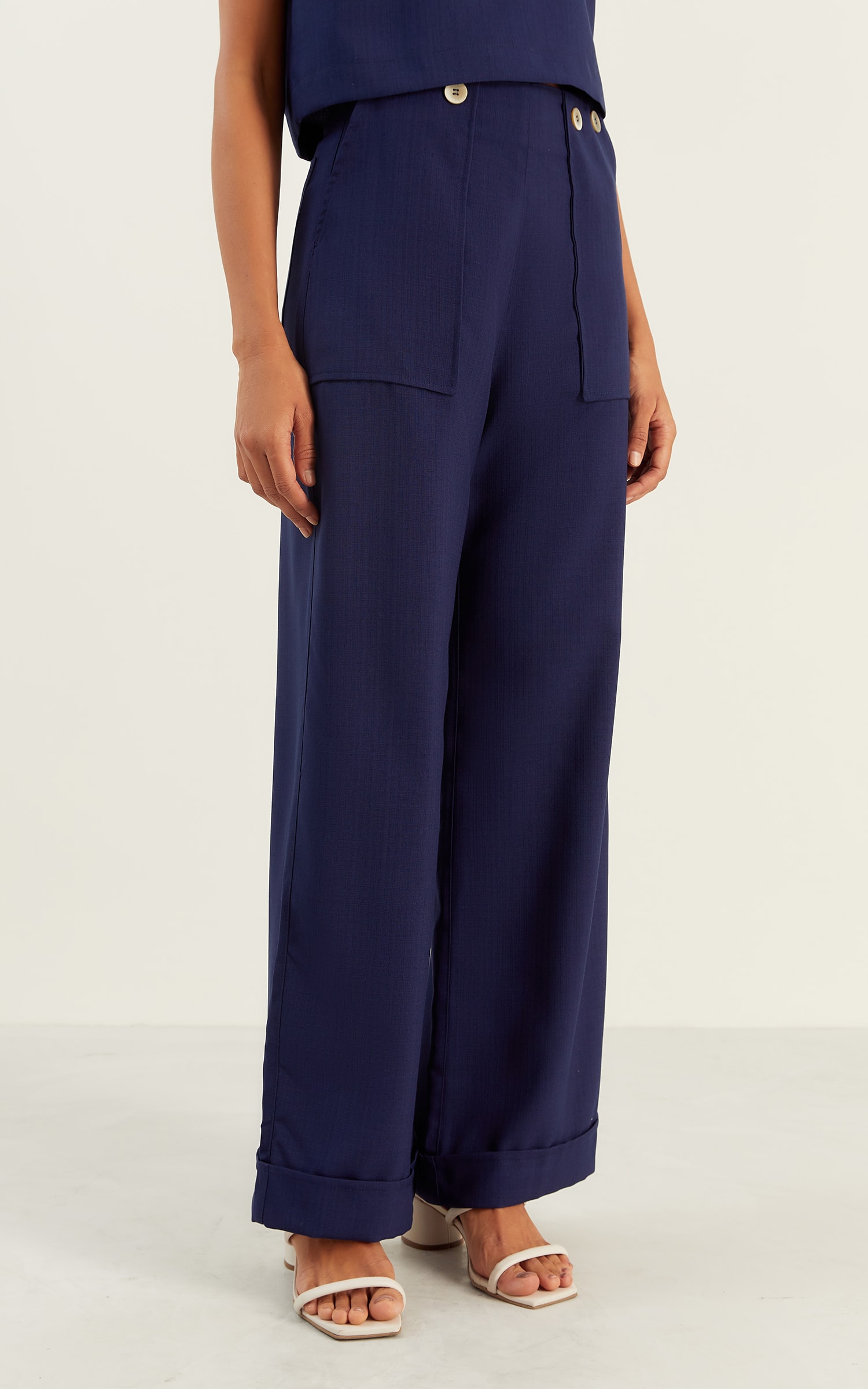 Calça Pantalona Botões Vanila Marinho