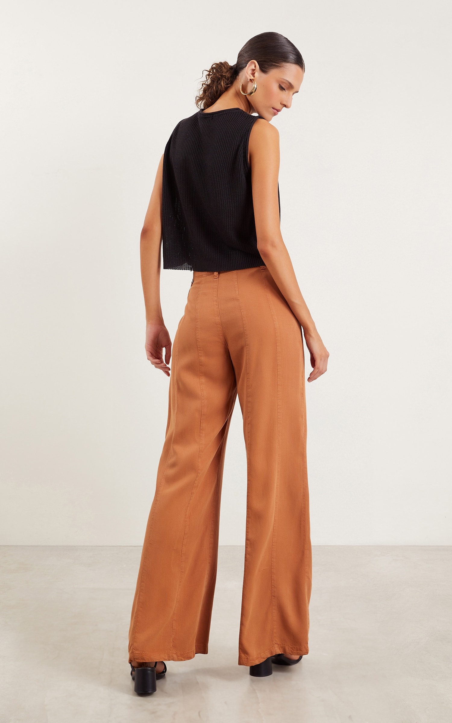 Calça Pantalona Caramelo