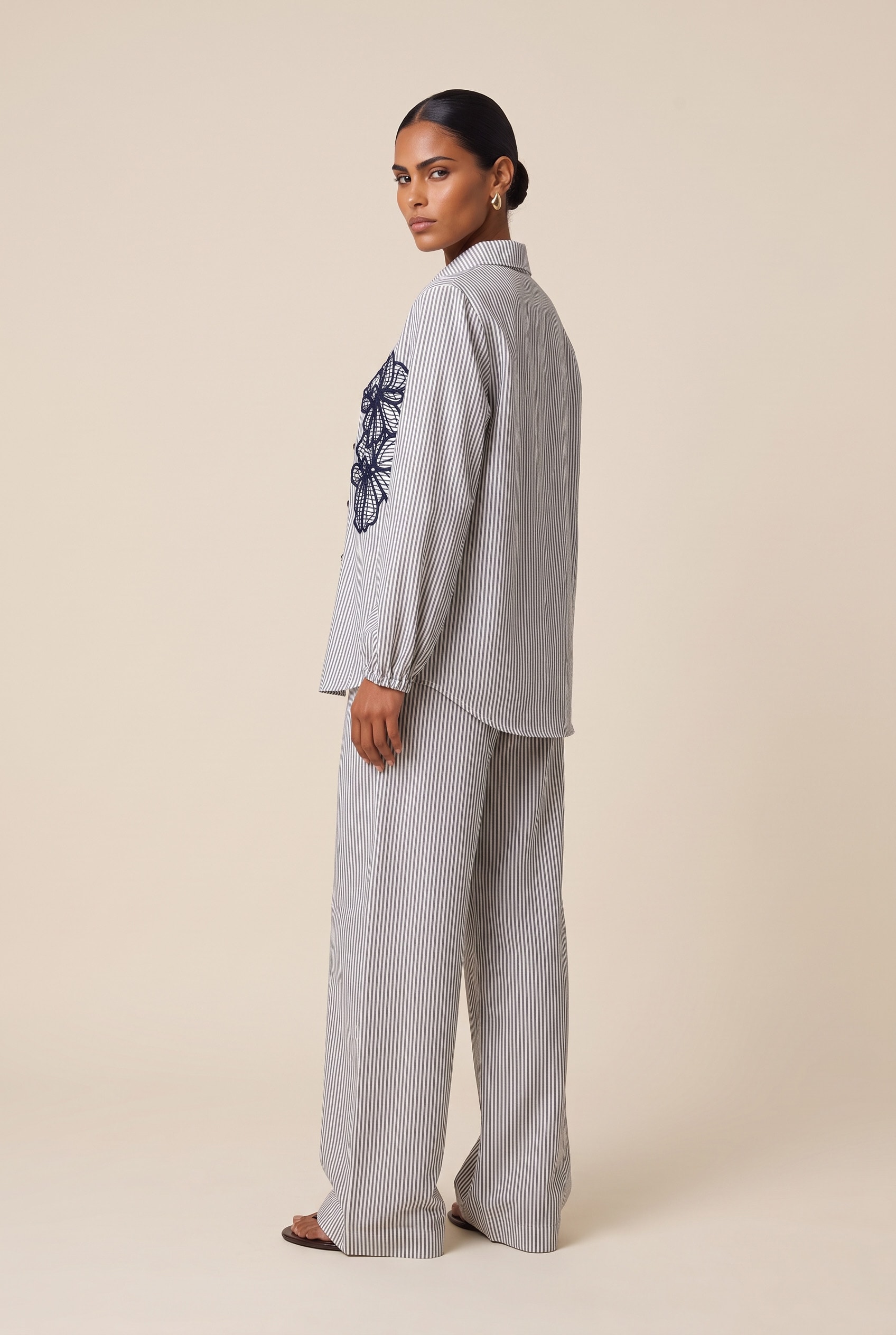 Calca Pantalona Move Preto