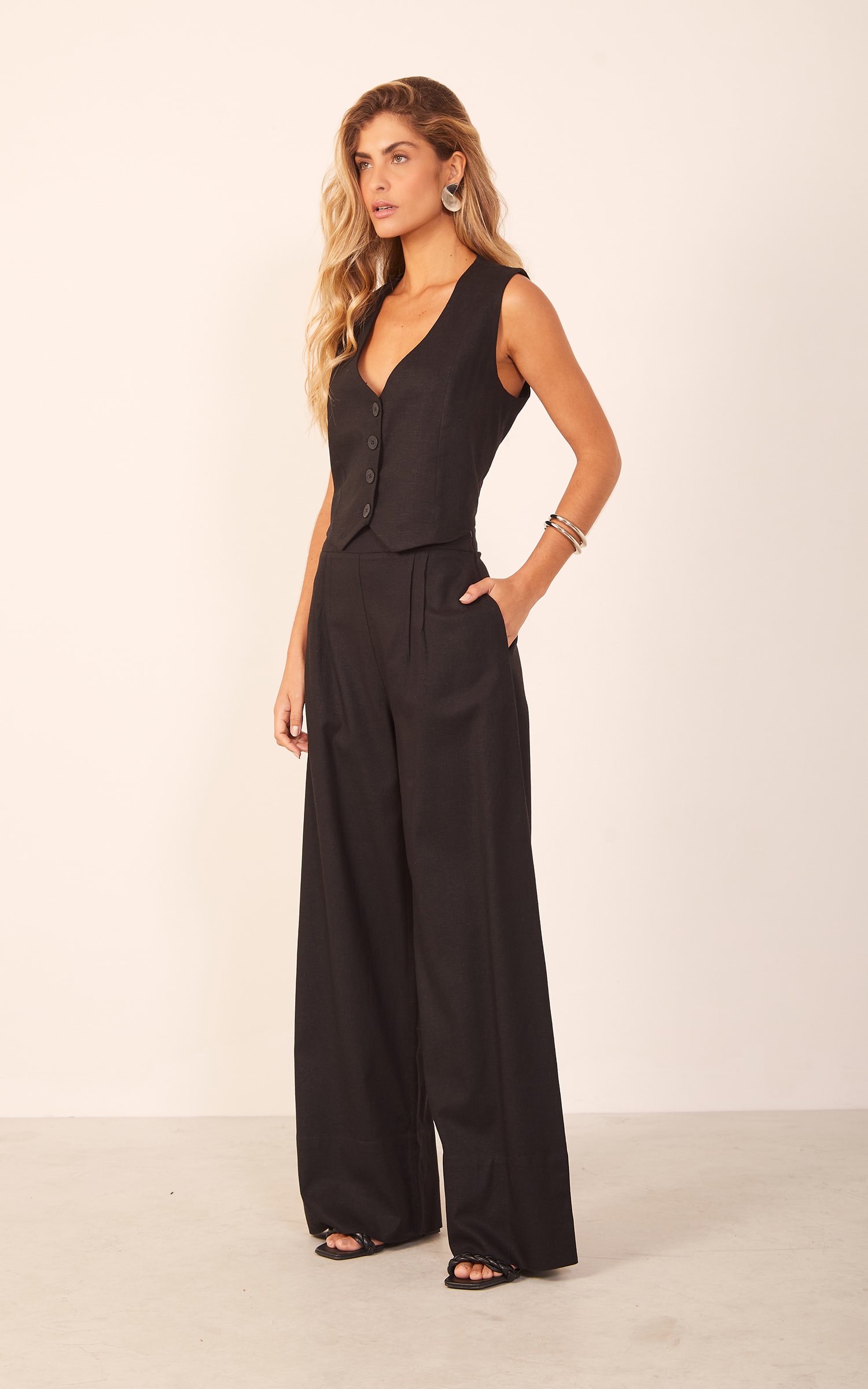 Calça Pantalona Pregas Preto