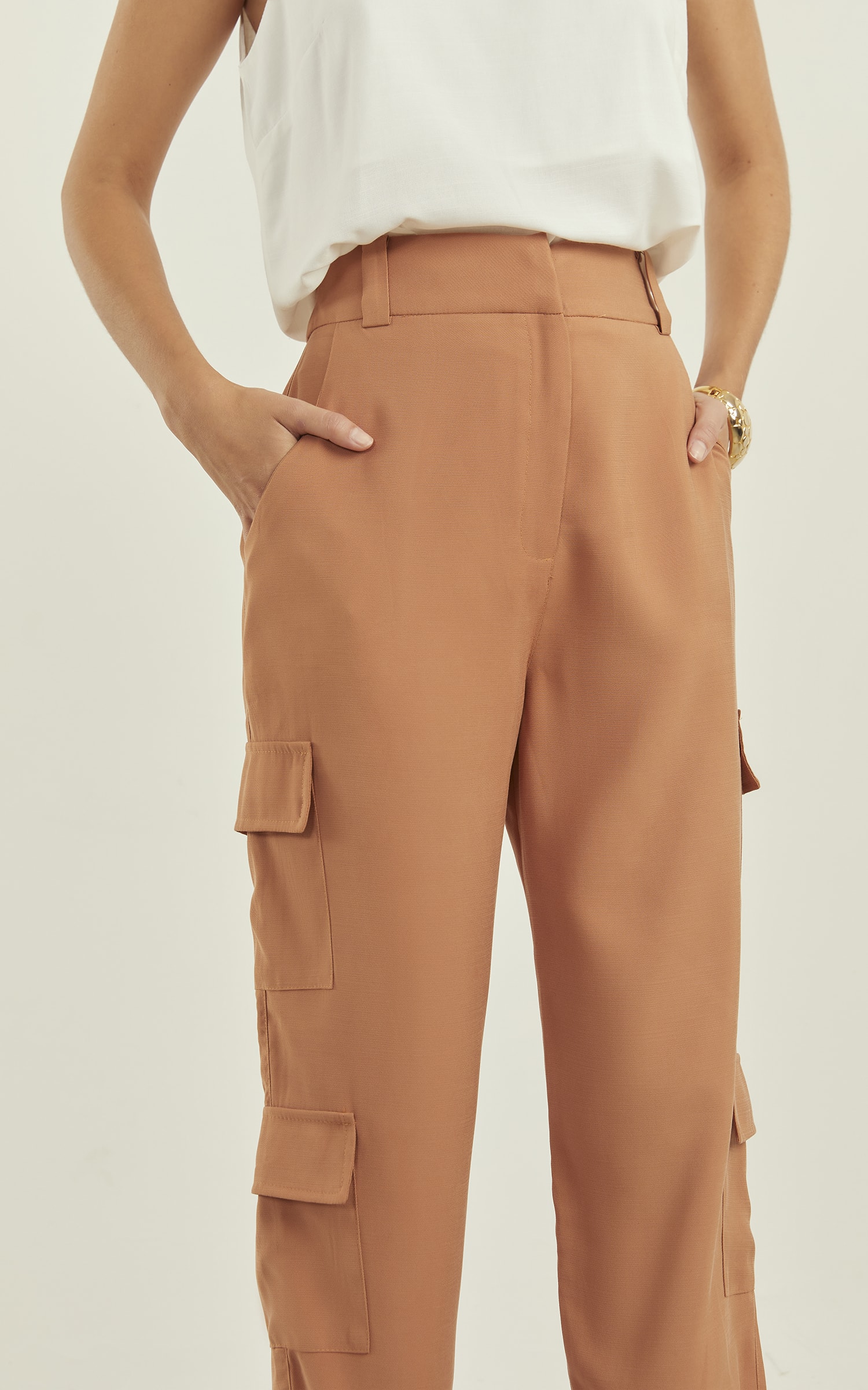 Calça Peach Cargo Amêndoa