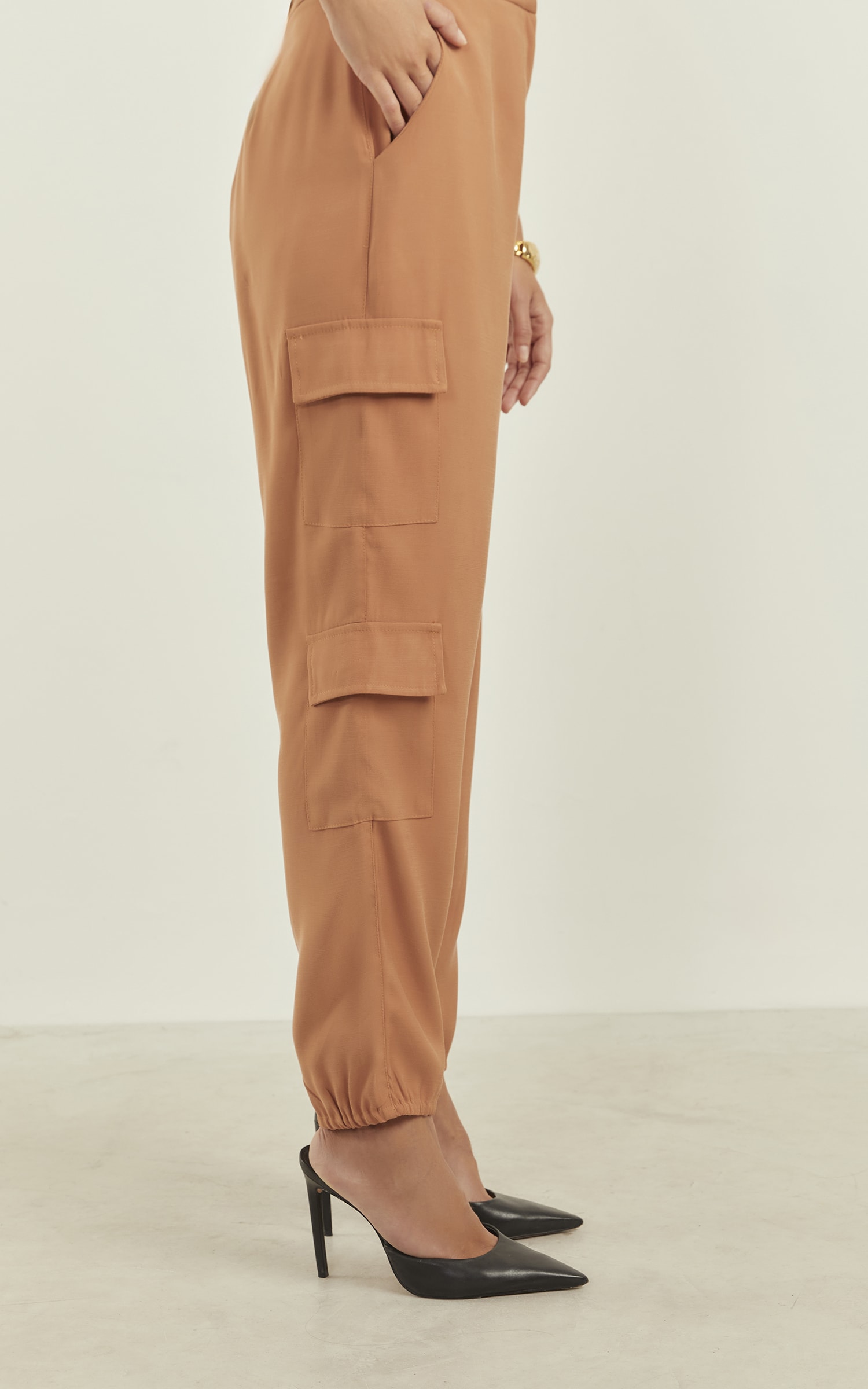 Calça Peach Cargo Amêndoa