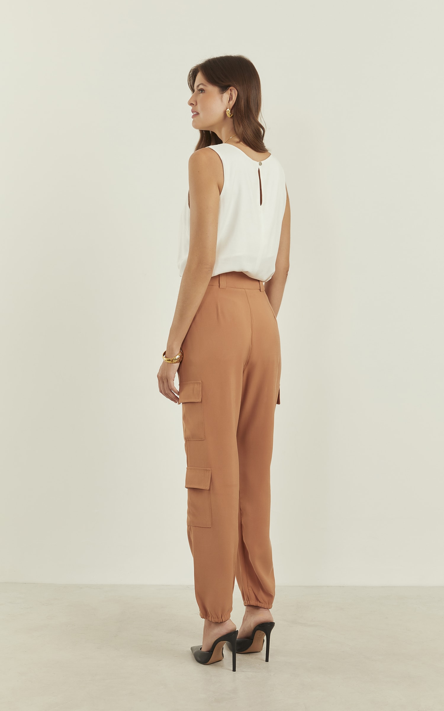 Calça Peach Cargo Amêndoa