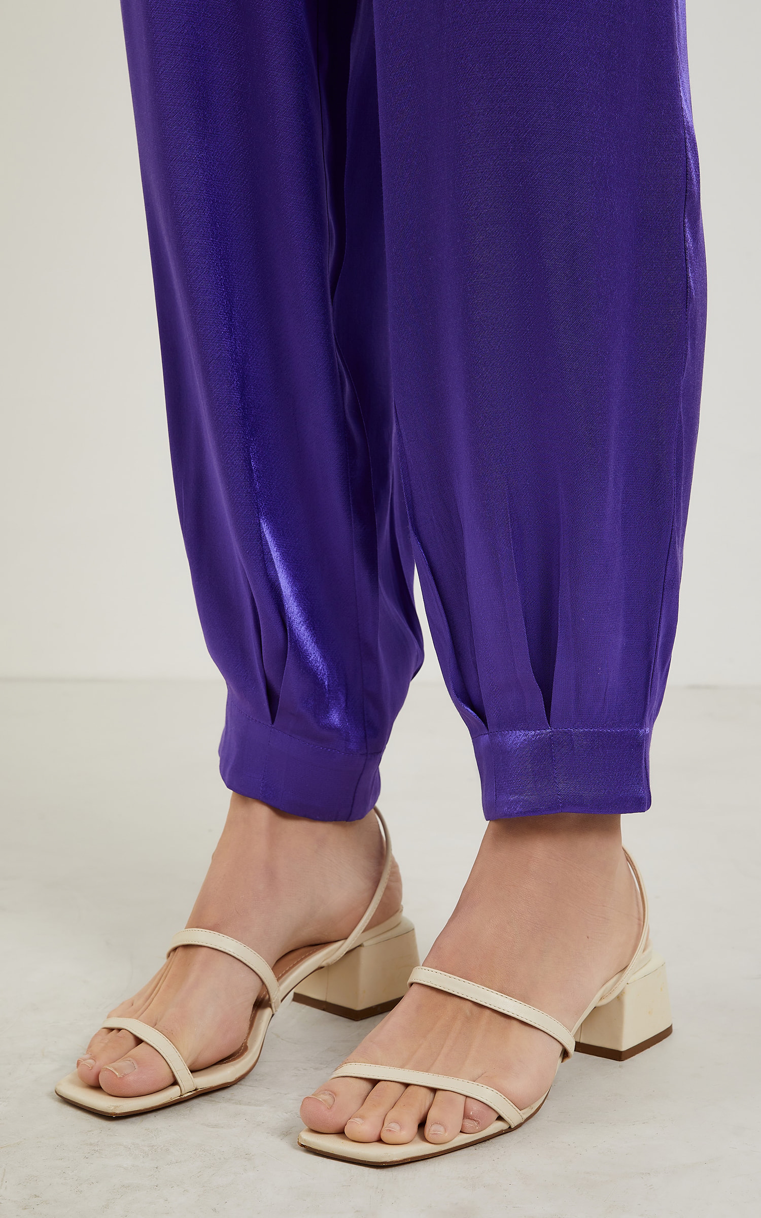 Calça Pétala Cenoura Ametista