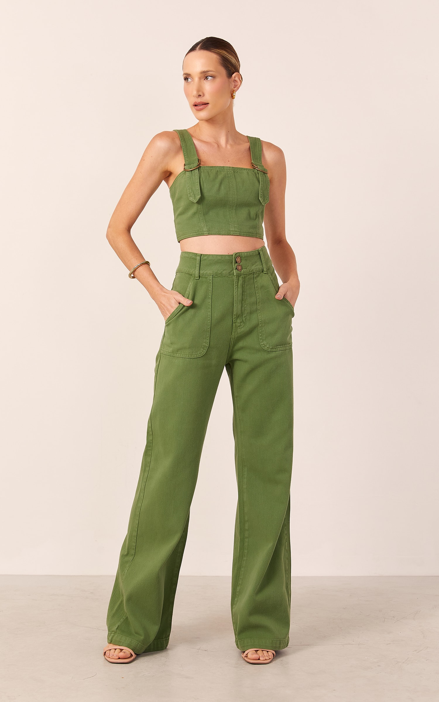Calça Sarja Maxi Passador Com Bolso Verde