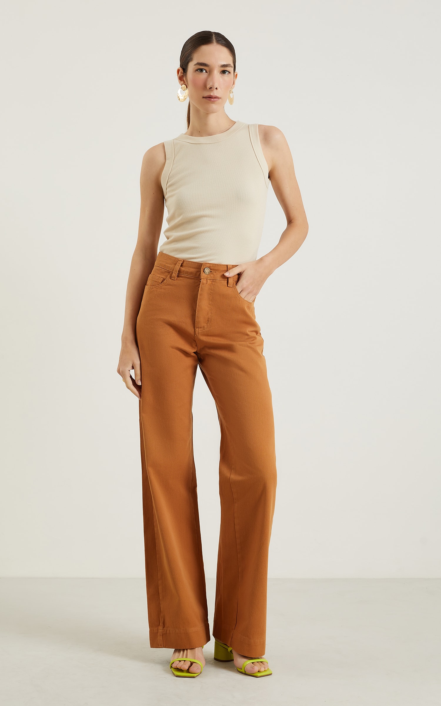 Calça Sarja Wide Leg Caramelo