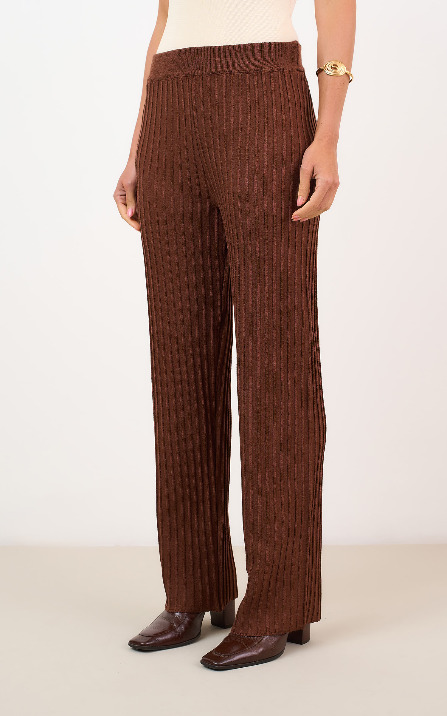 Calca Tricot Ponto Nervura Marrom