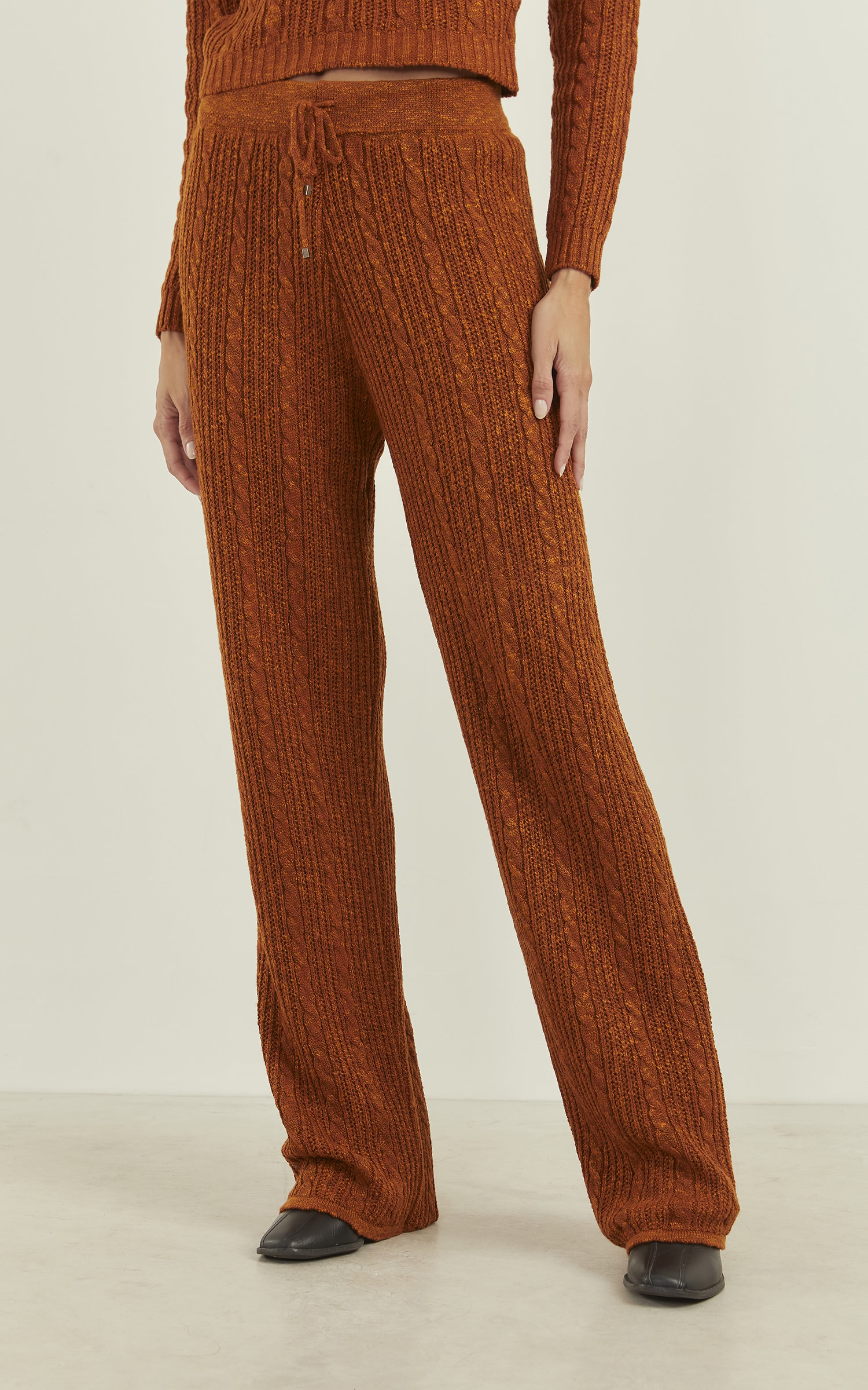 Calça Tricot Trançada Caramelo