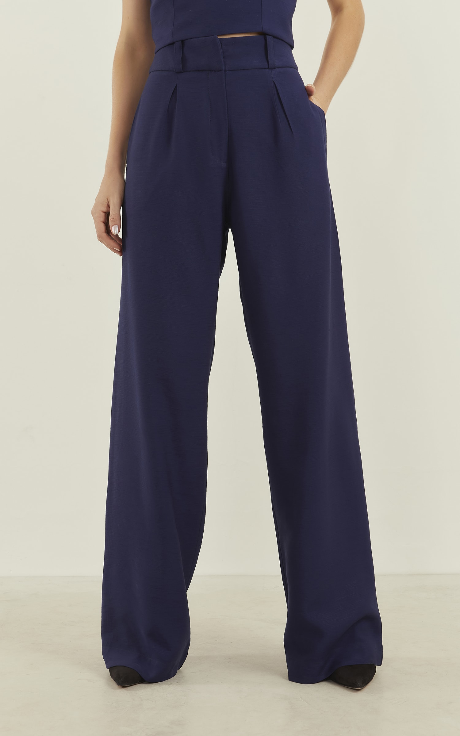 Calça Wish Pregas Marinho