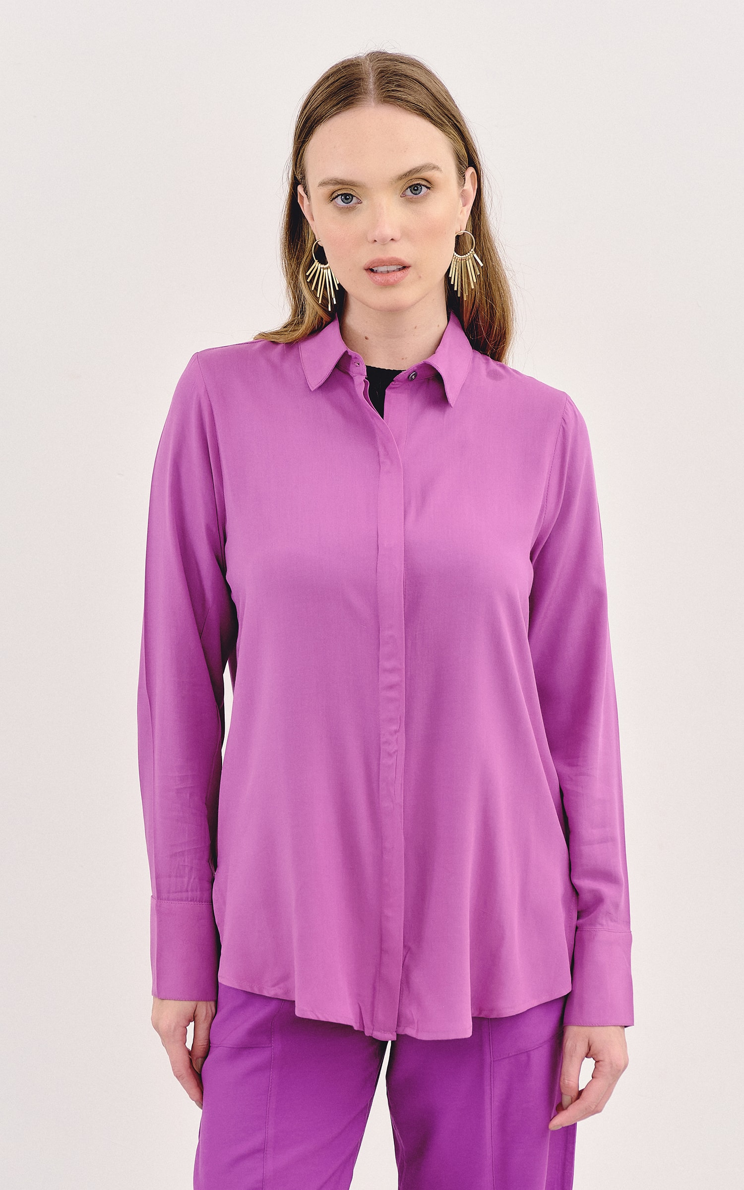 Camisa Básica Uva