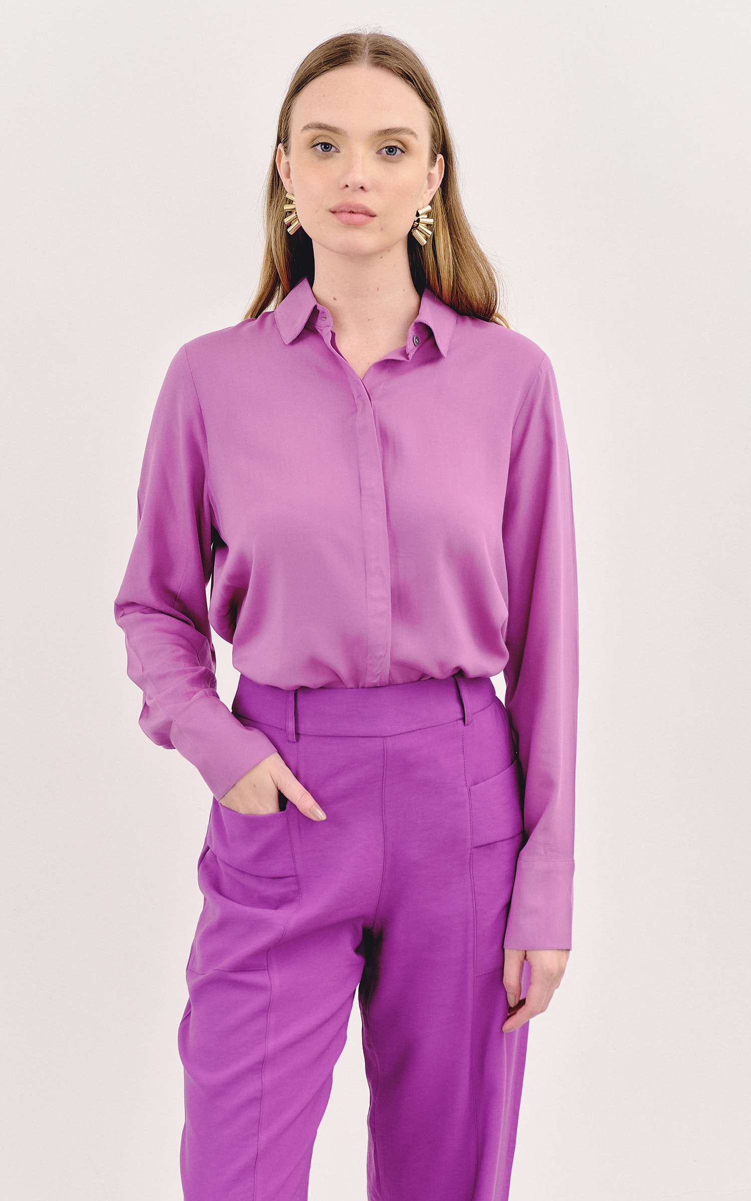 Camisa Básica Uva
