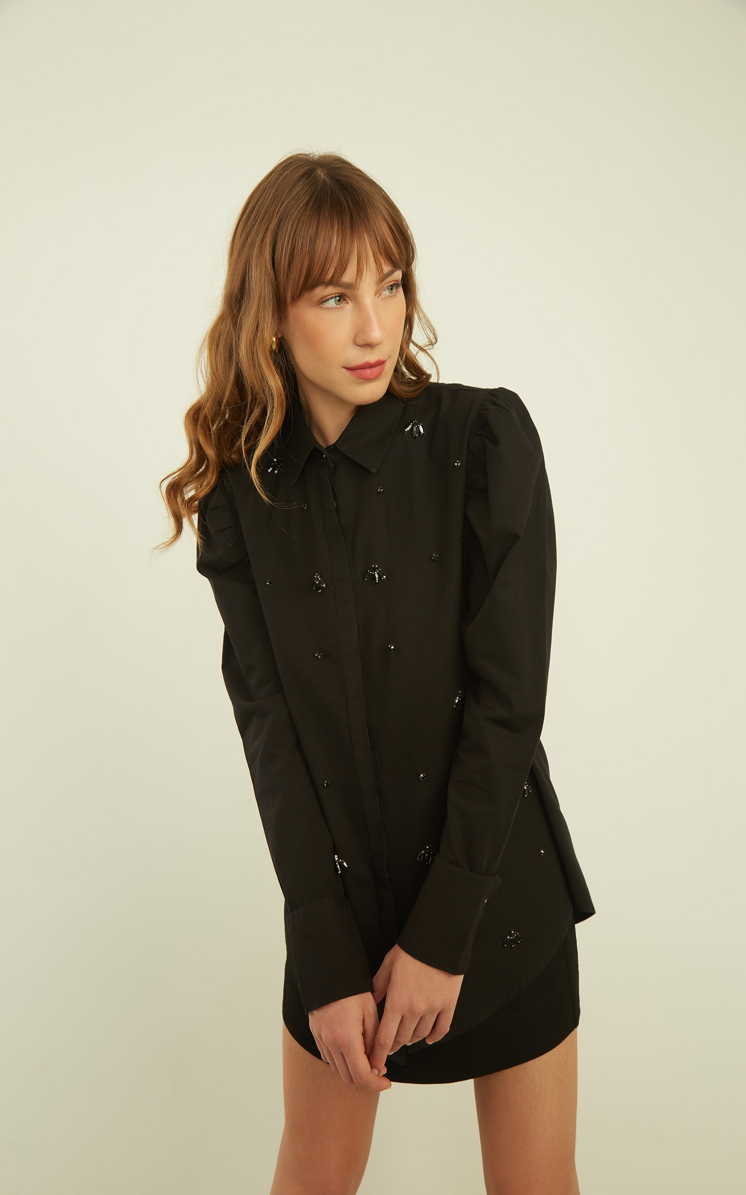 Camisa Bordada Manga Bufante Preto