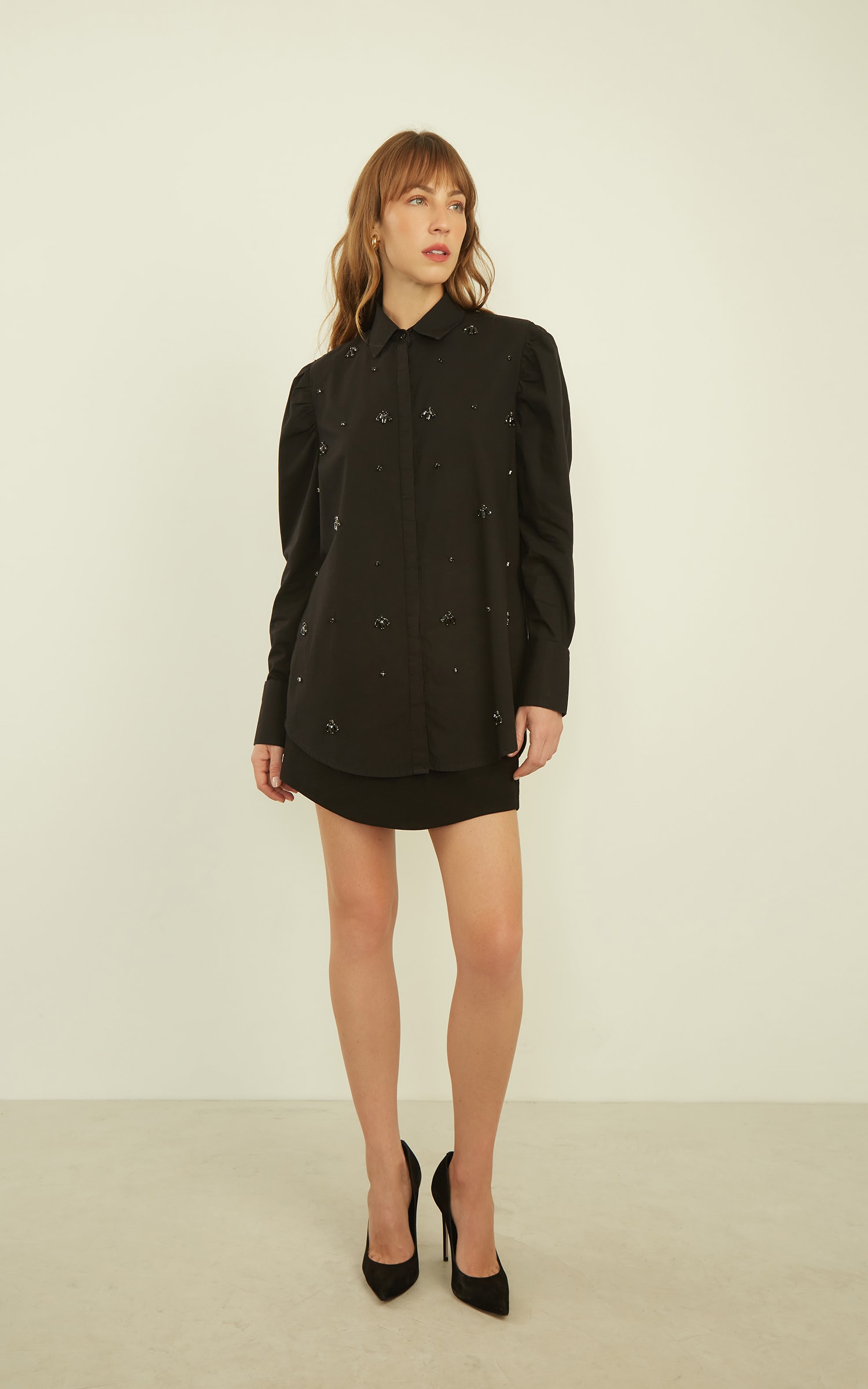 Camisa Bordada Manga Bufante Preto