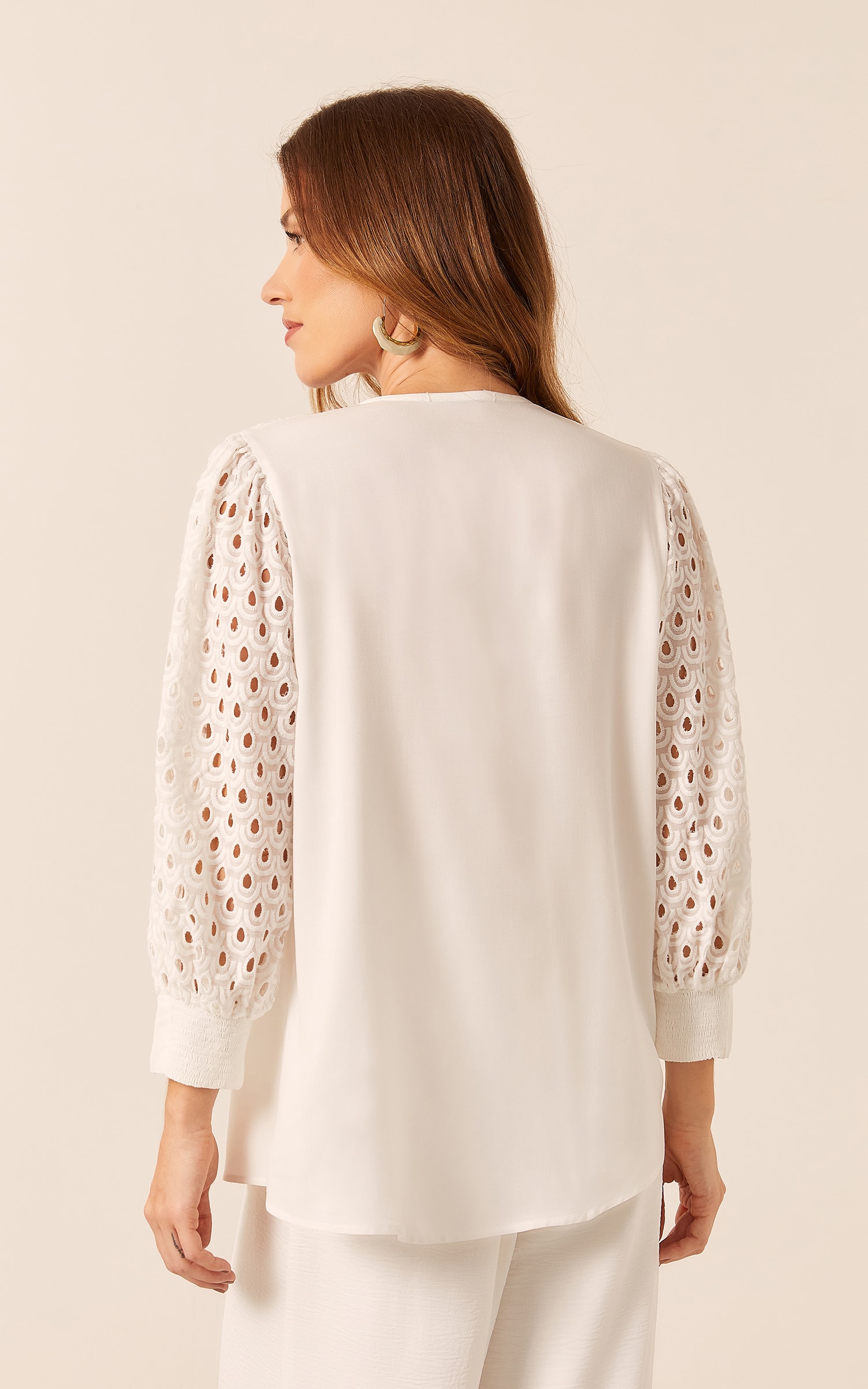 Camisa Brisa Manga Detalhada Off White