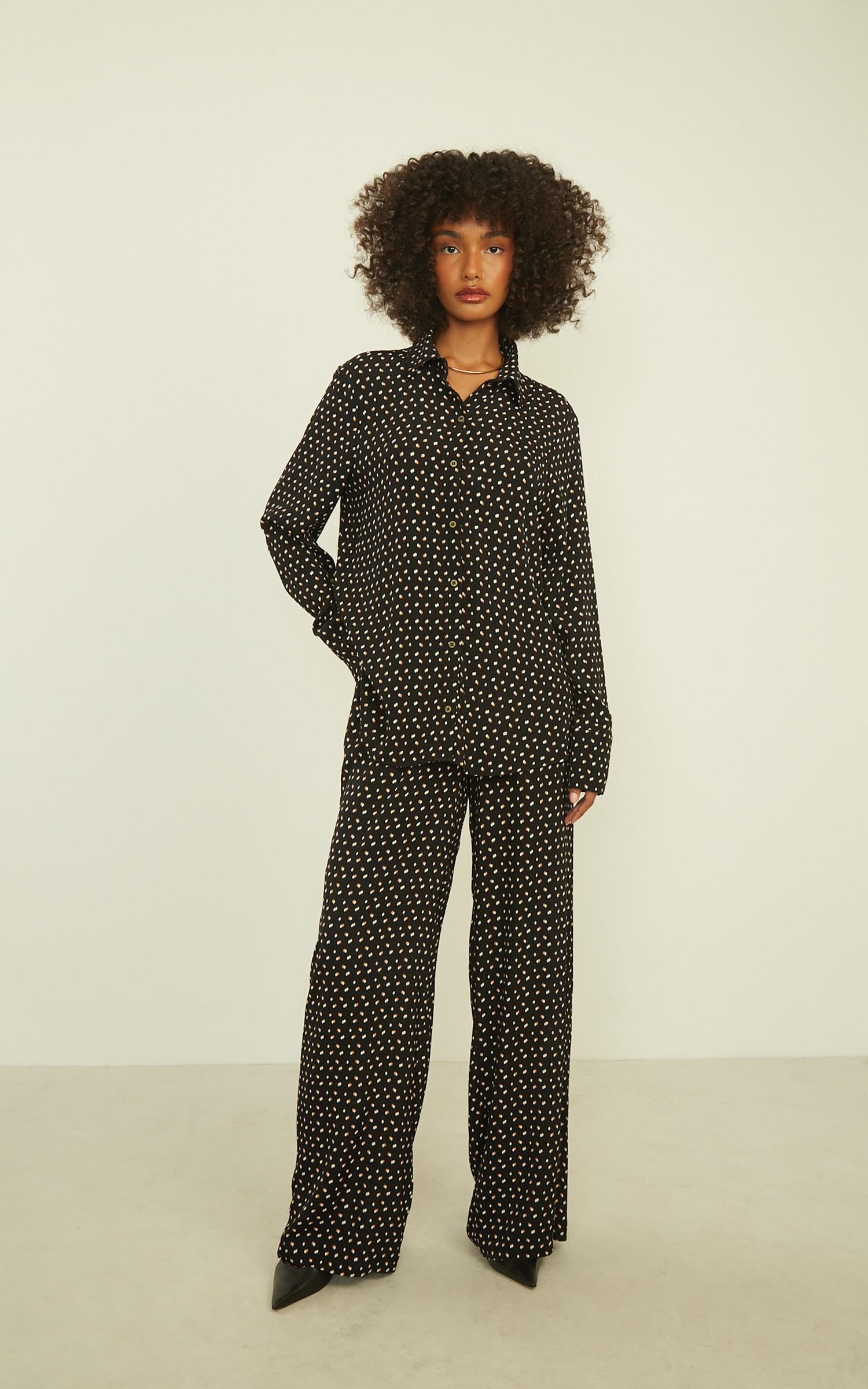 Camisa Celeste Preto