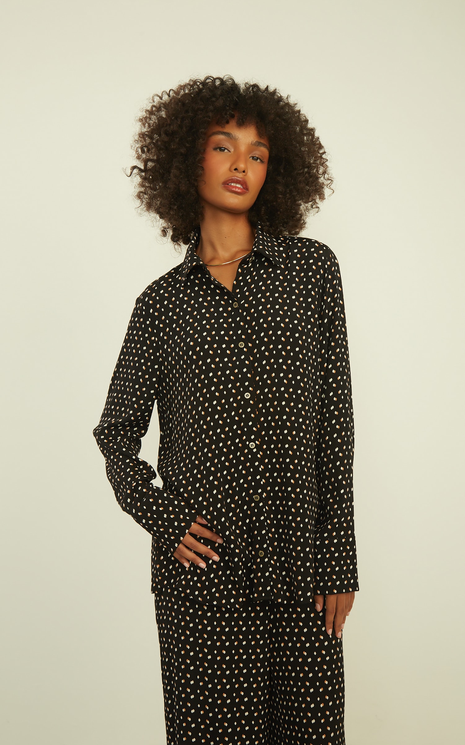 Camisa Celeste Preto