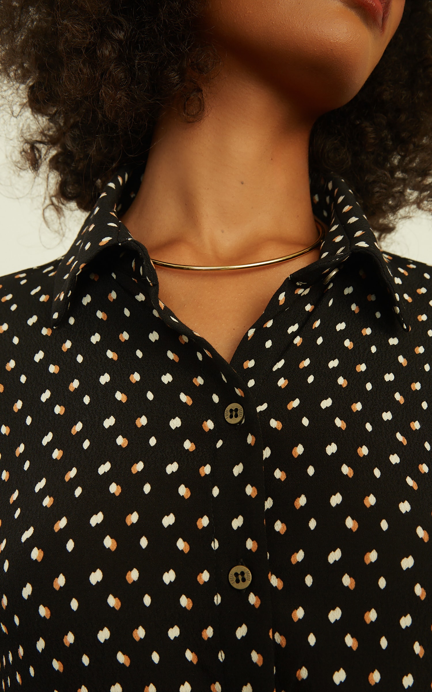 Camisa Celeste Preto