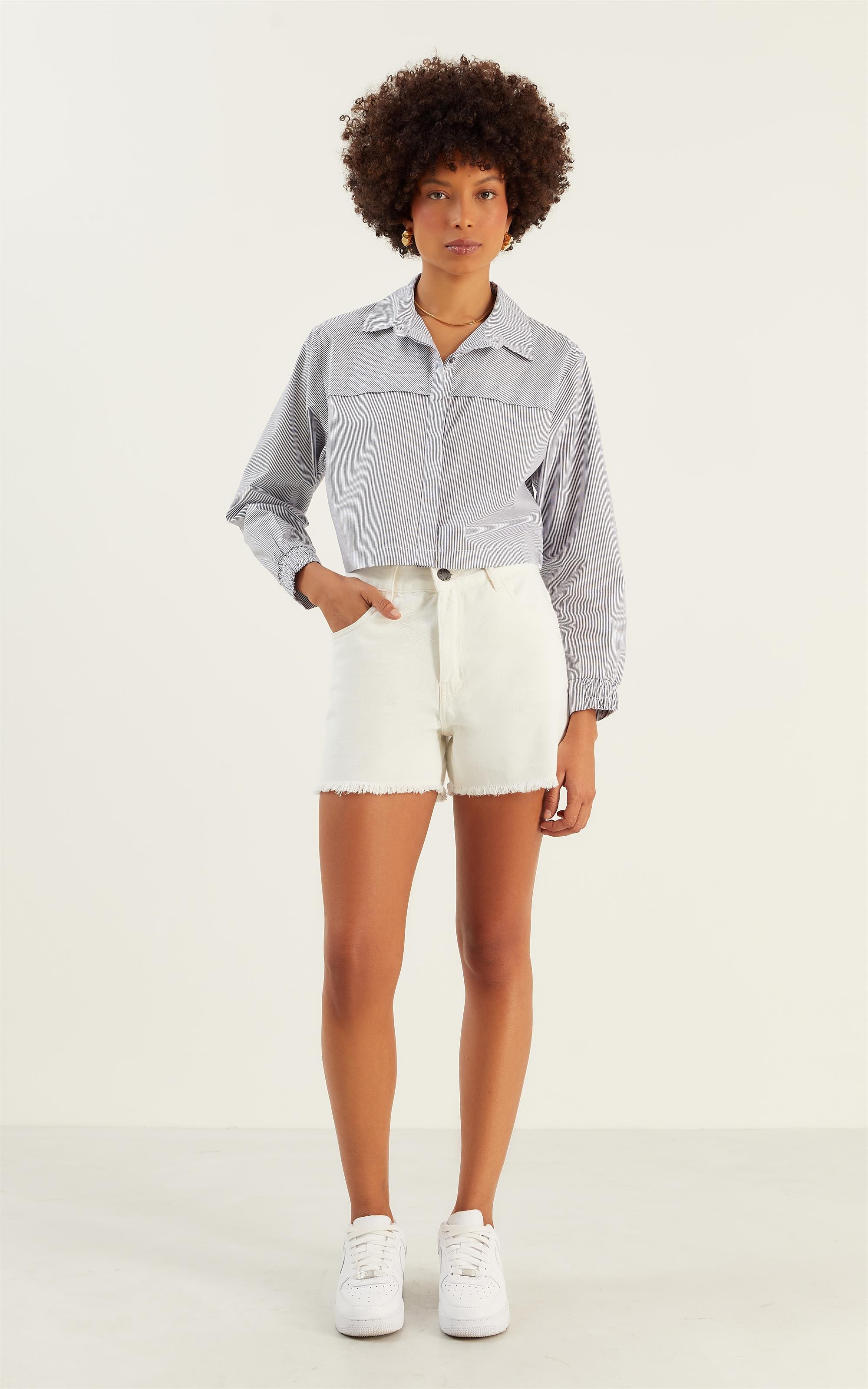 Camisa Cropped Listras Marinho/Off