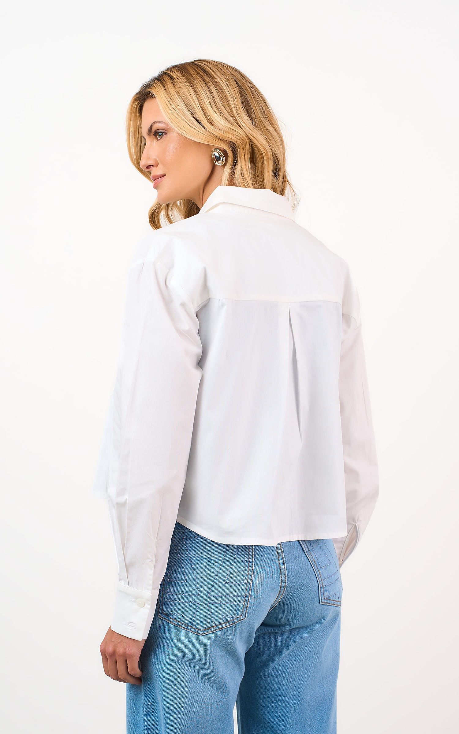 Camisa Croppedd Bordado Bolso Off White
