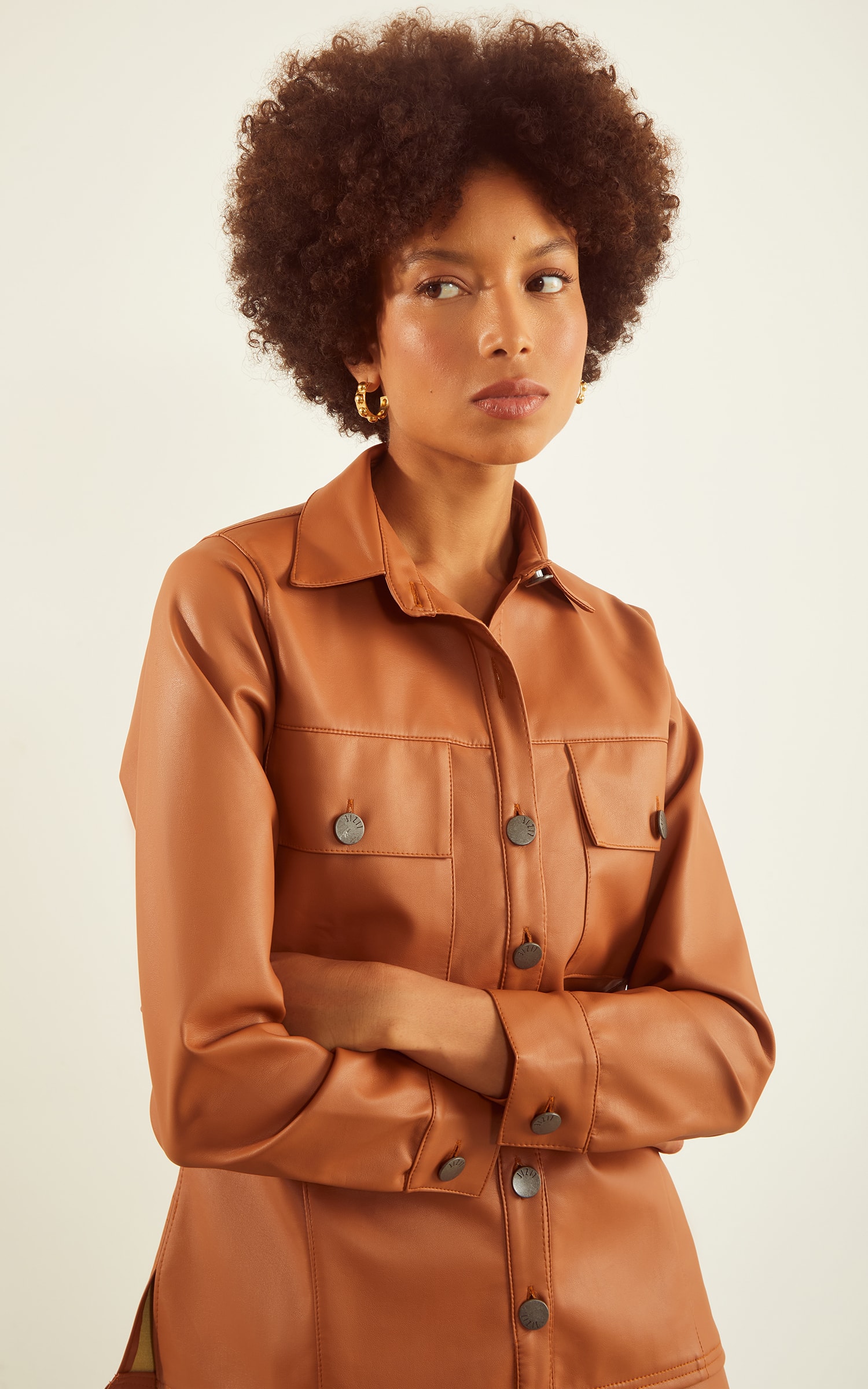 Camisa Like Leather Caramelo