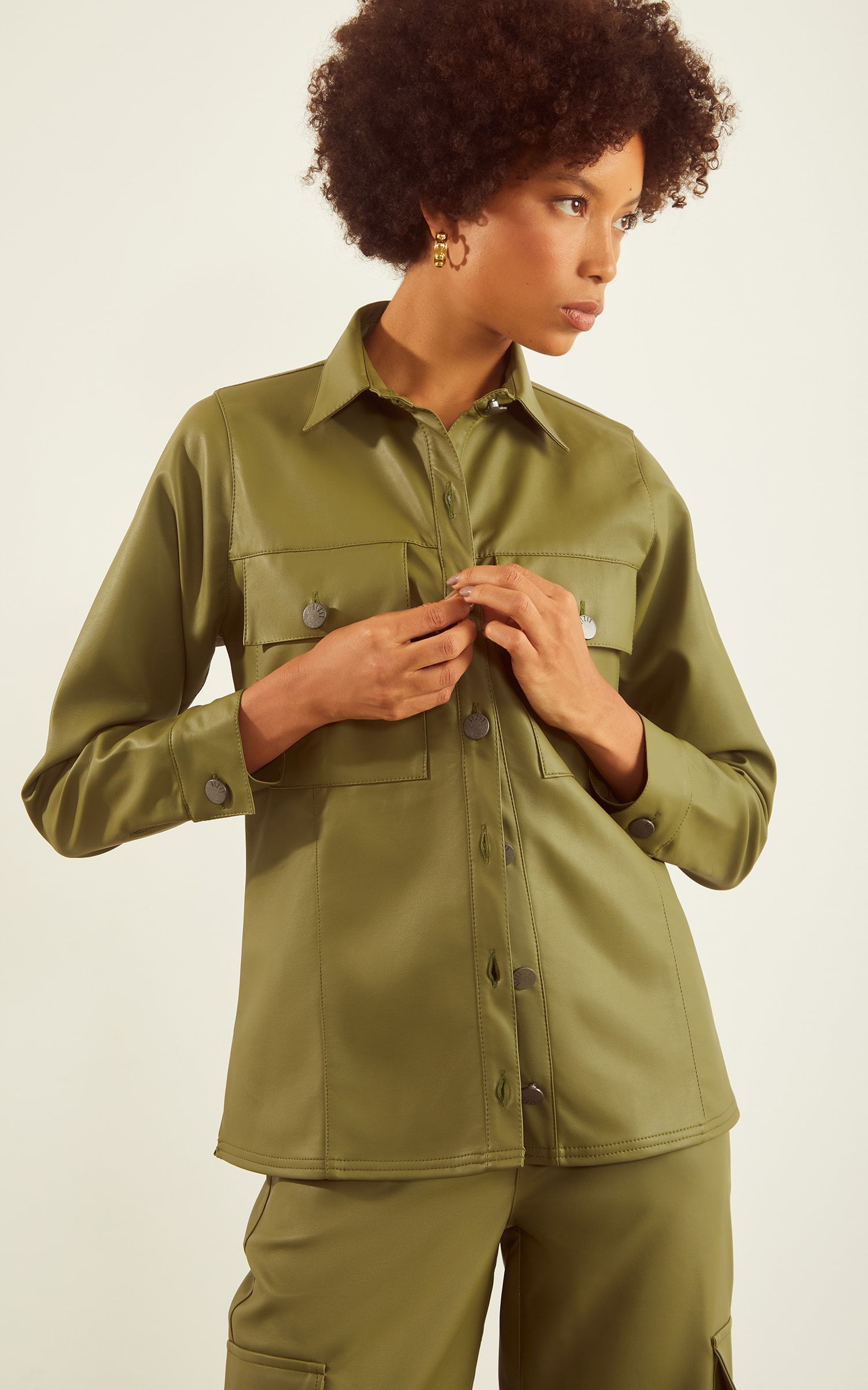 Camisa Like Leather Verde Militar