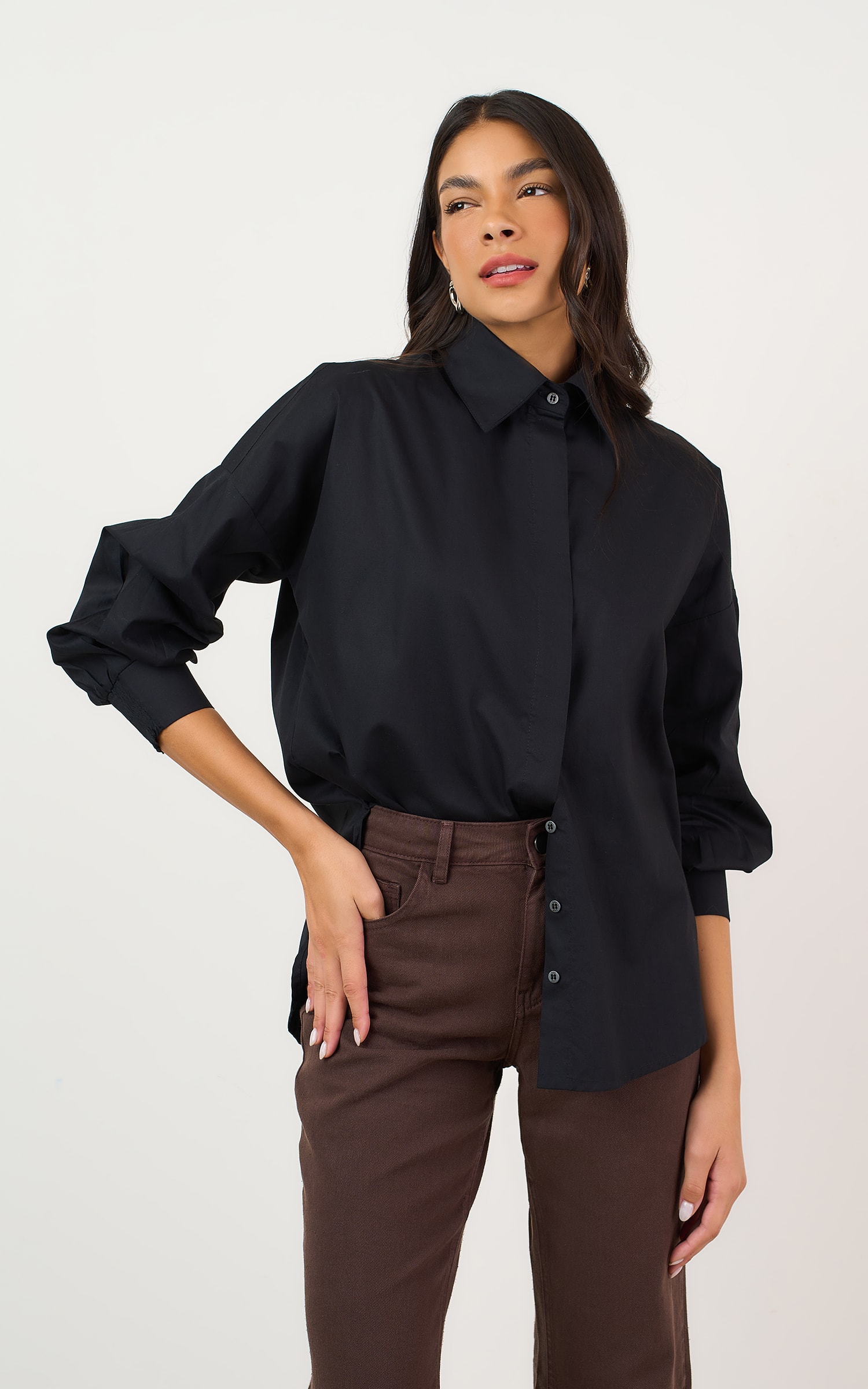 Camisa Over Crema Preto