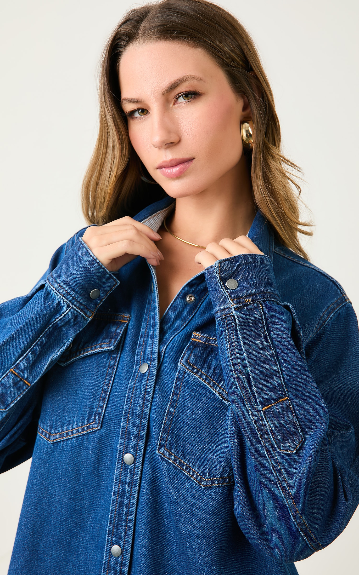 Camisa Over Jeans Jeans Escuro