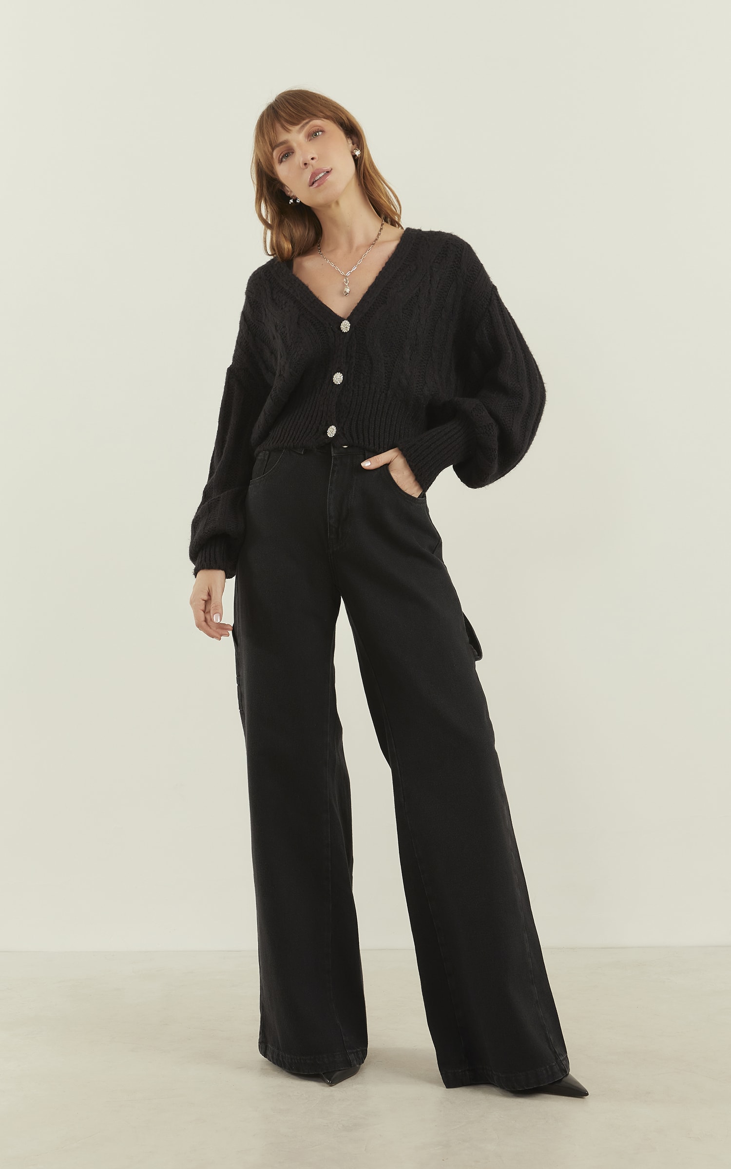 Casaco Tricot Botões Brilho Preto