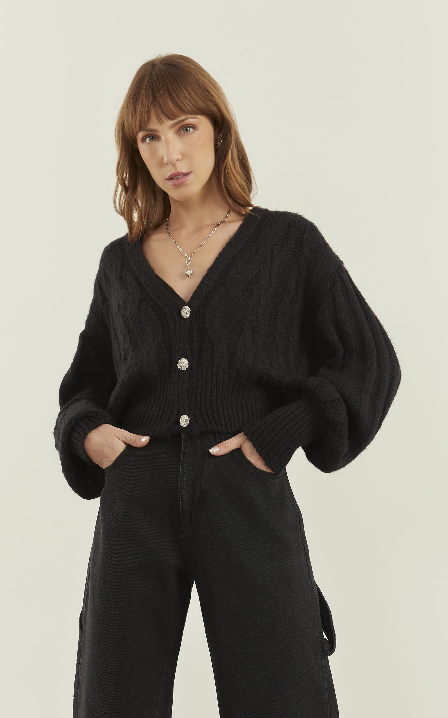 Casaco Tricot Botões Brilho Preto