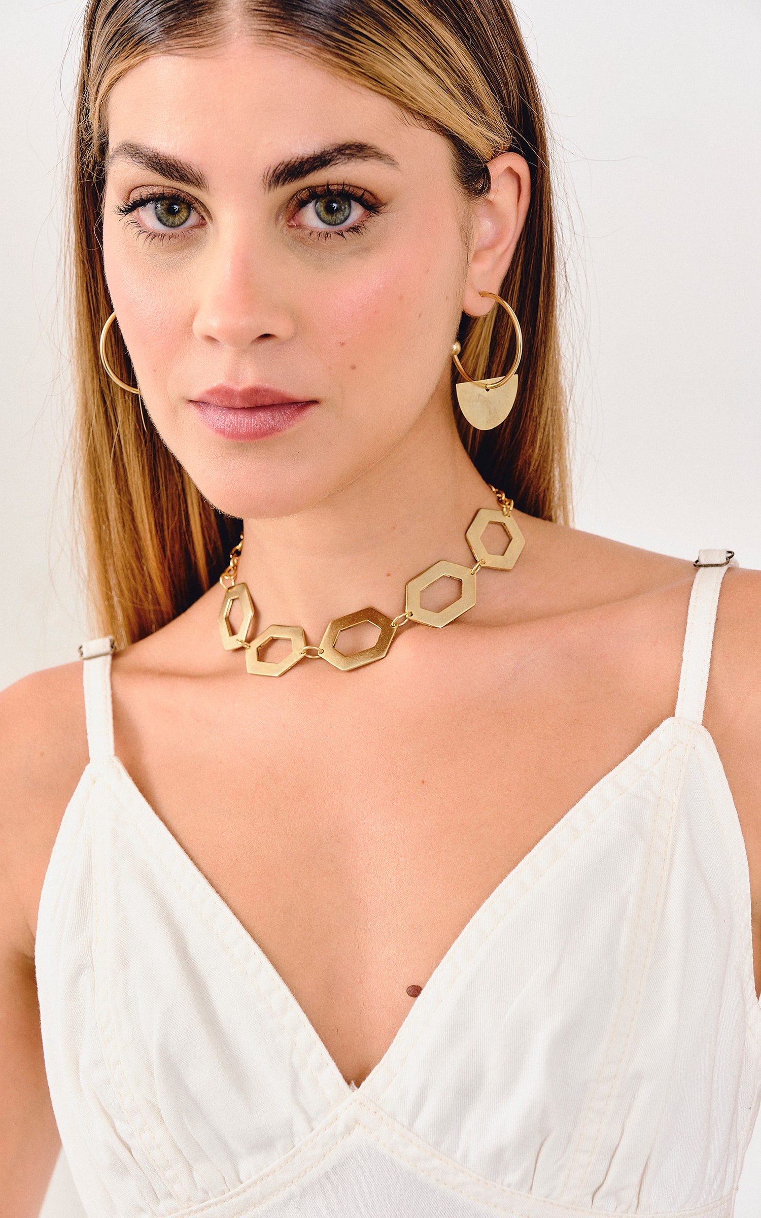Choker Hexagono Dourado
