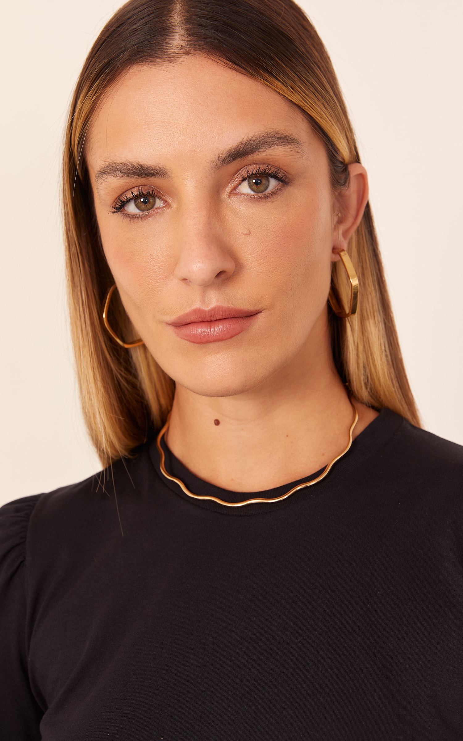Choker Ondulada Dourado