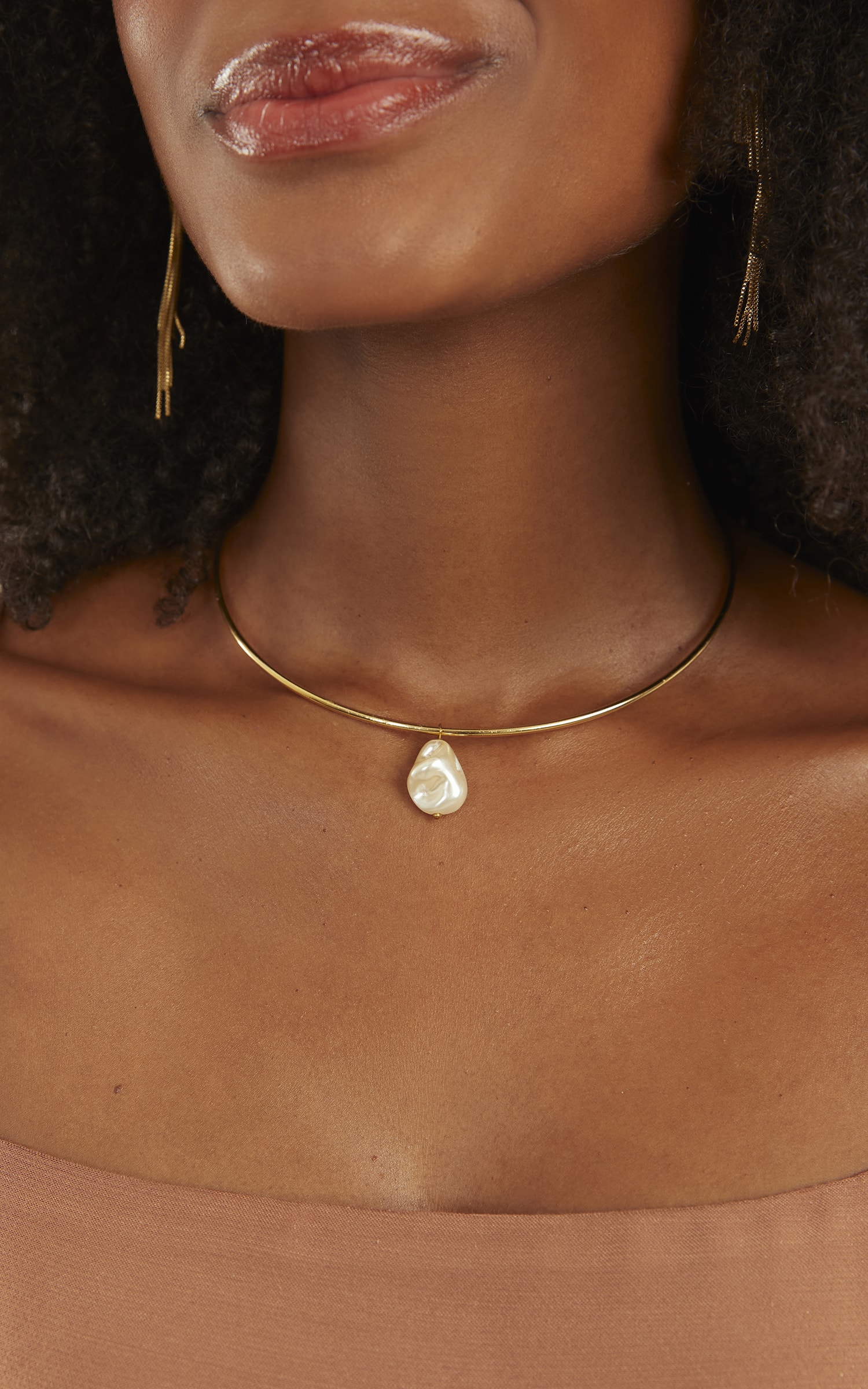 Choker Pérola Dourado