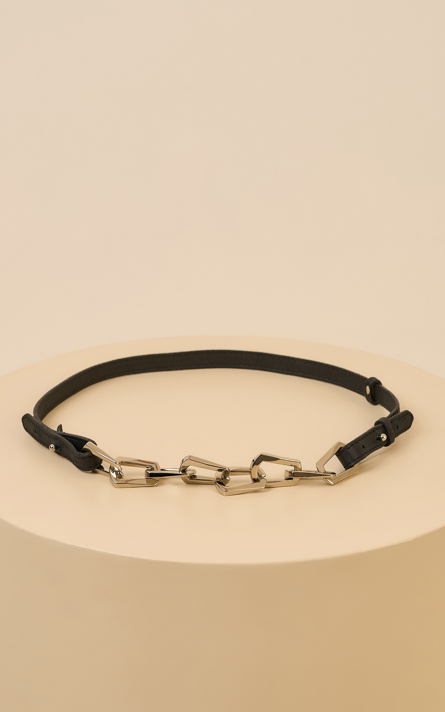 Cinto Fino Com Metais Preto