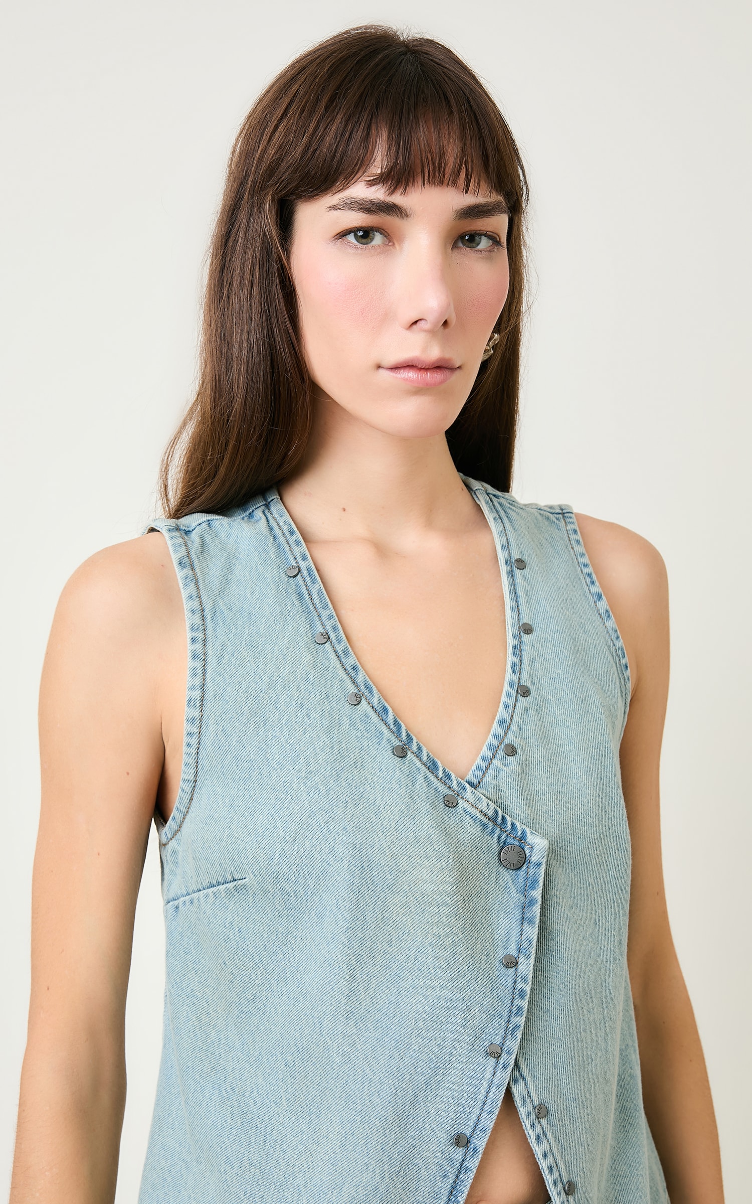 Colete Jeans Tachas Grey Jeans