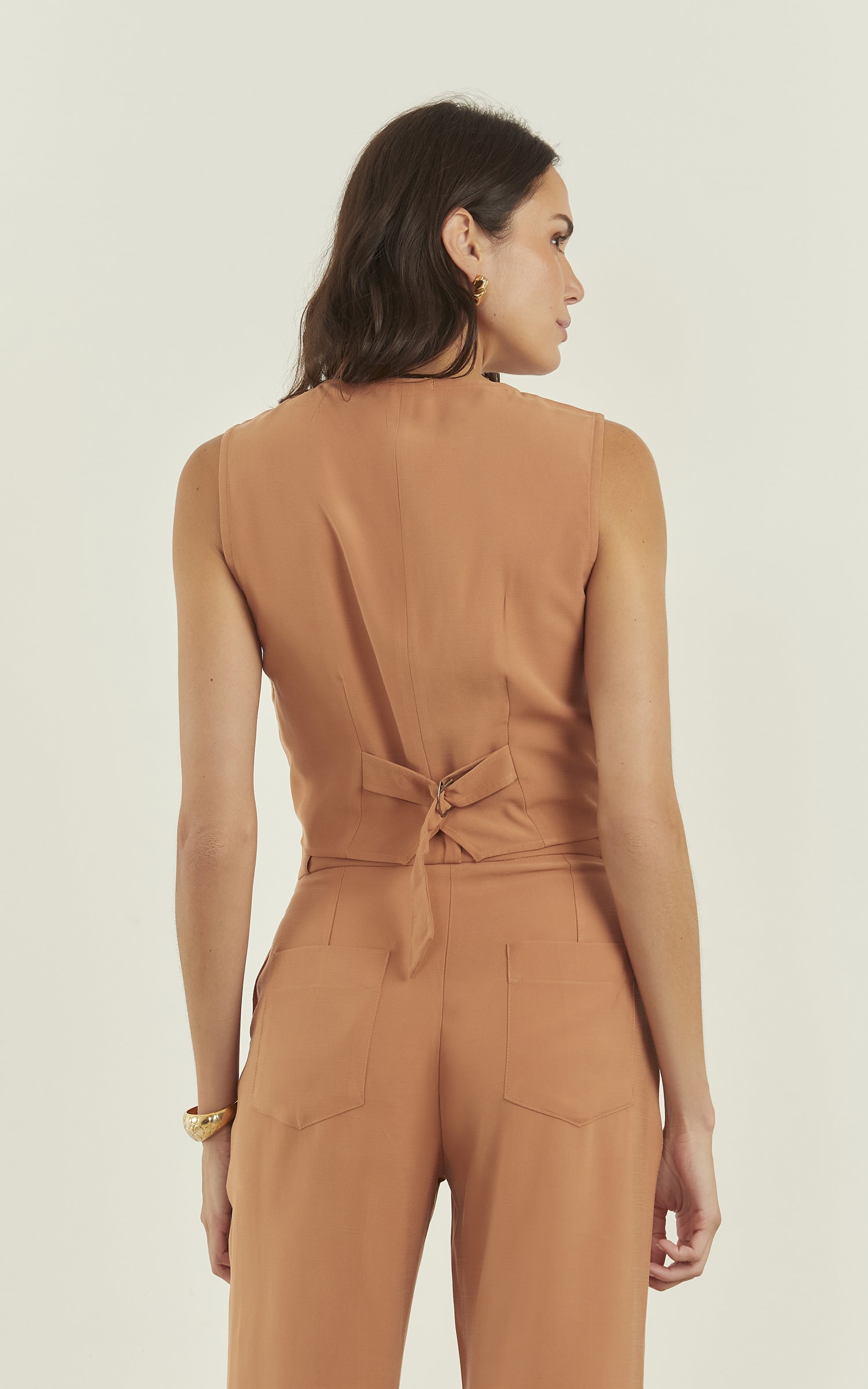 Colete Peach Amêndoa
