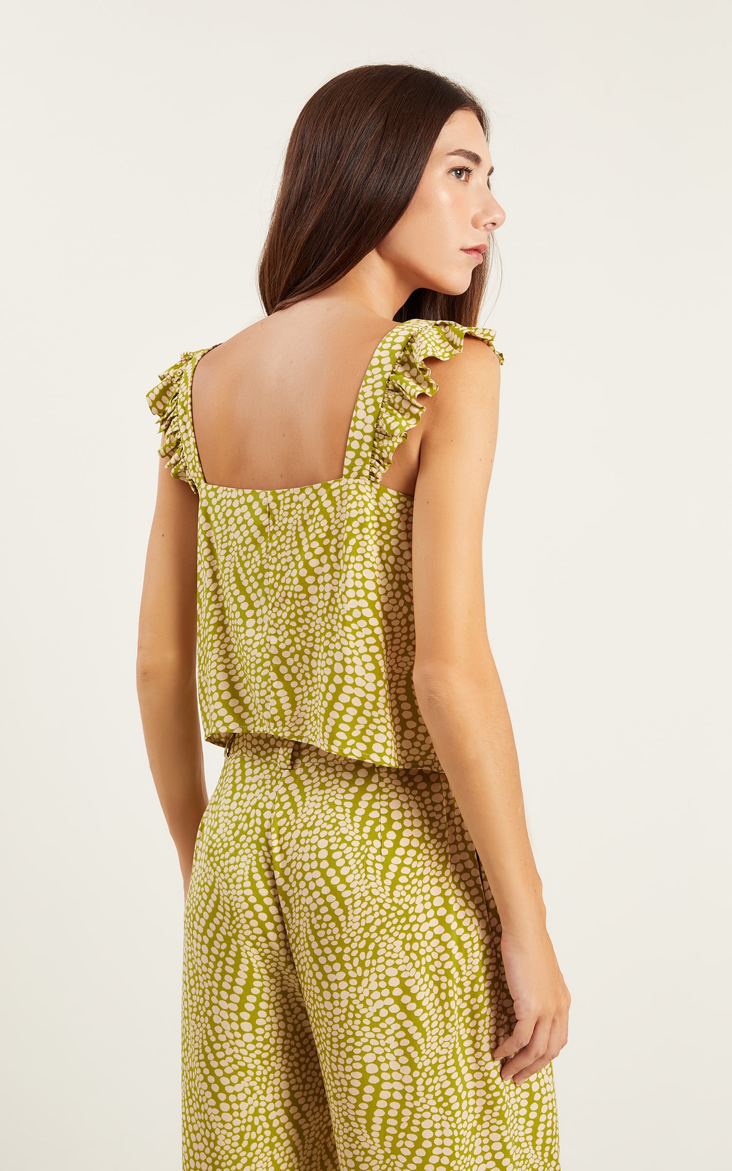 Cropped Alca Babado Polen Verde Oliva