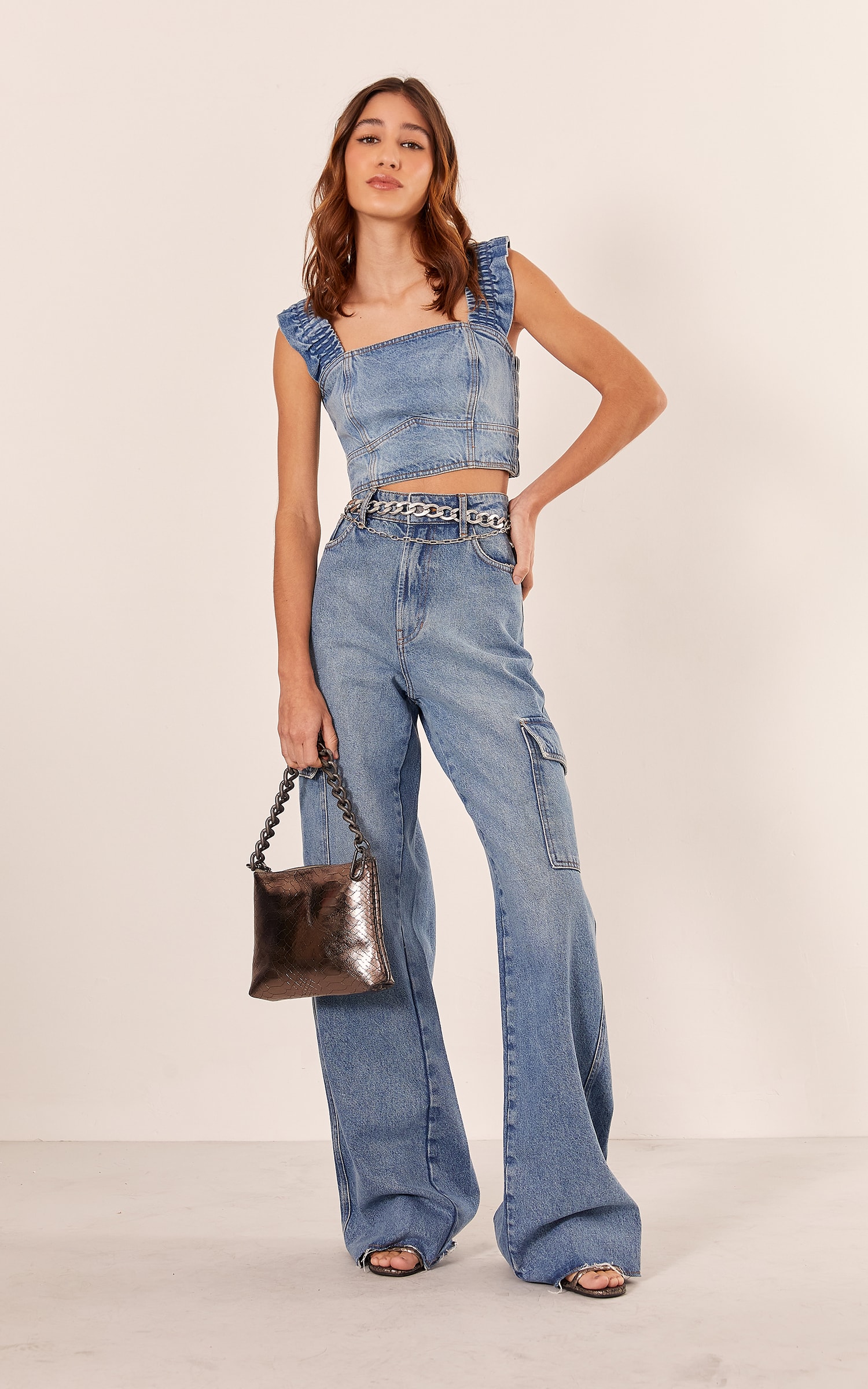 Cropped Alça Babados Jeans Claro