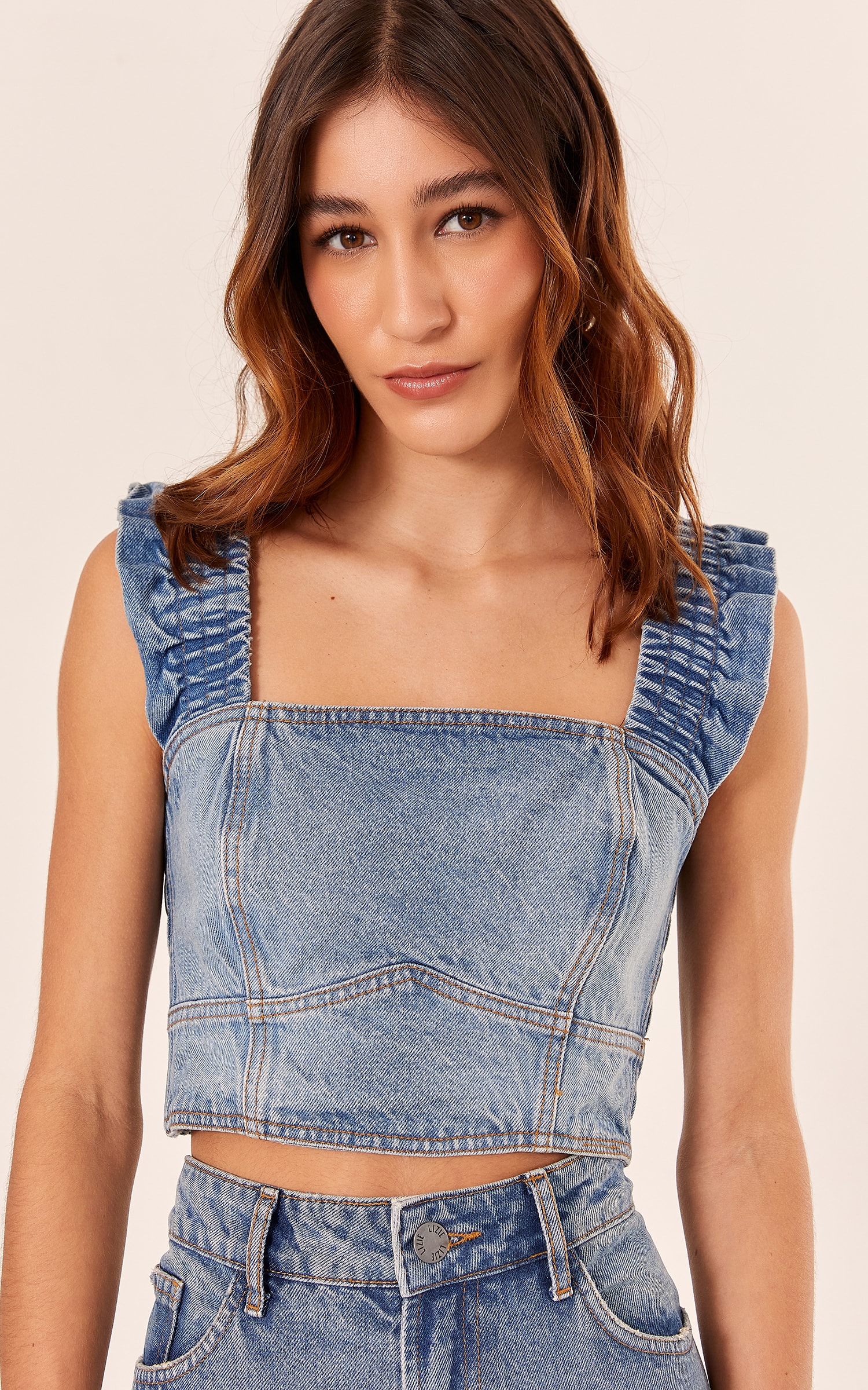 Cropped Alça Babados Jeans Claro