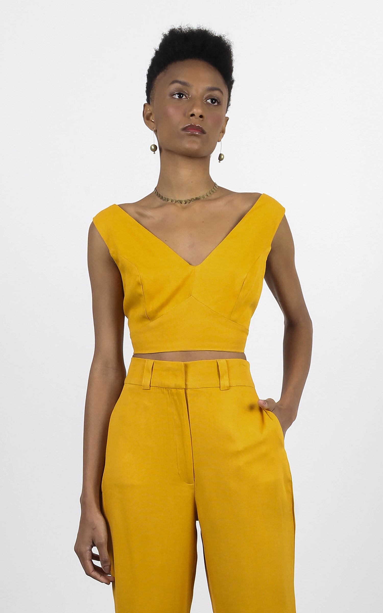 Cropped Alfaiataria Mostarda