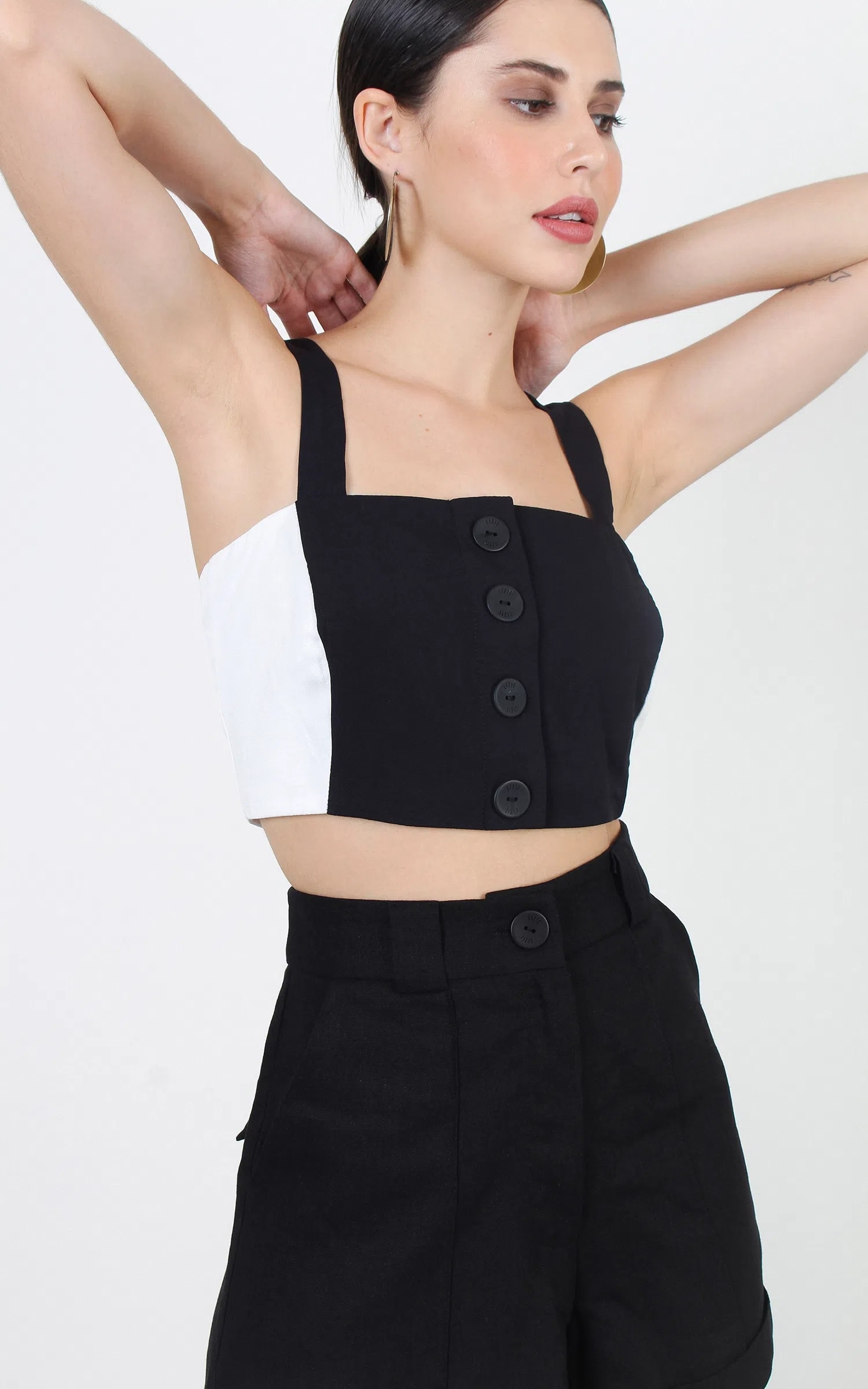 Cropped Botoes Moldura Off White