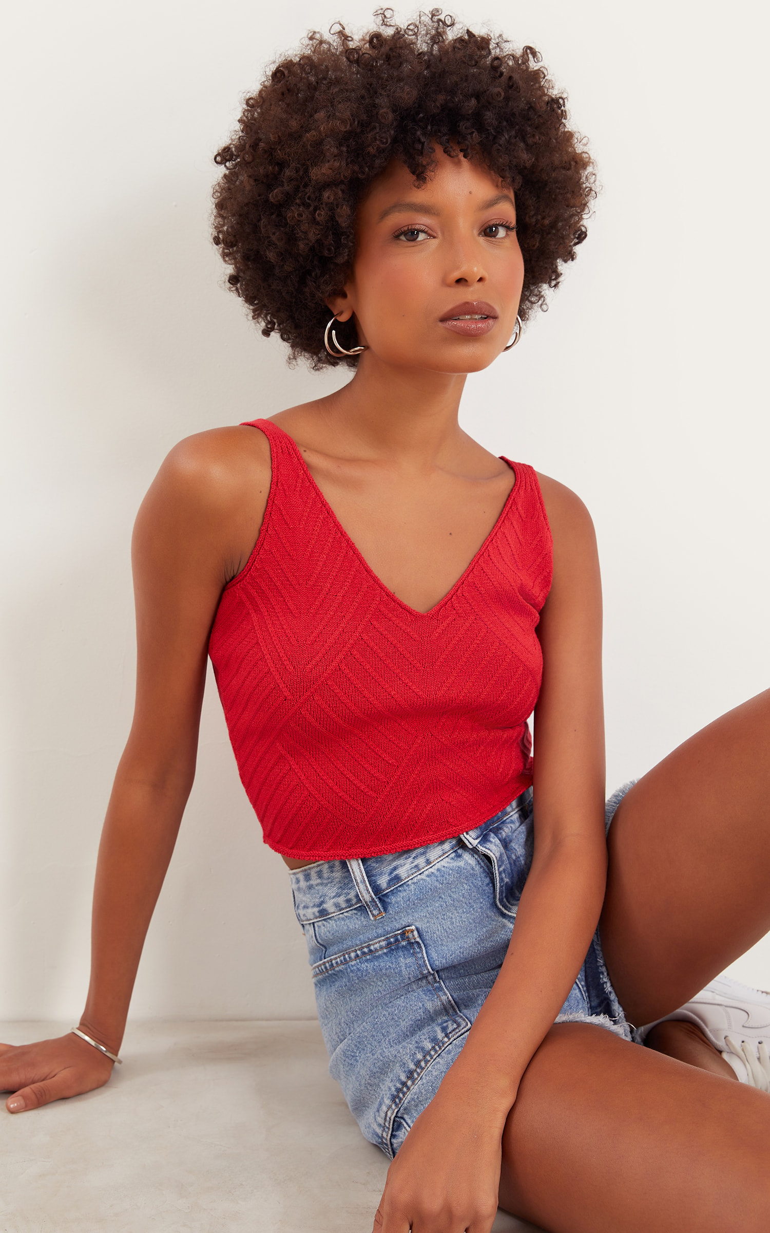 Cropped Busto Recortes Vermelho