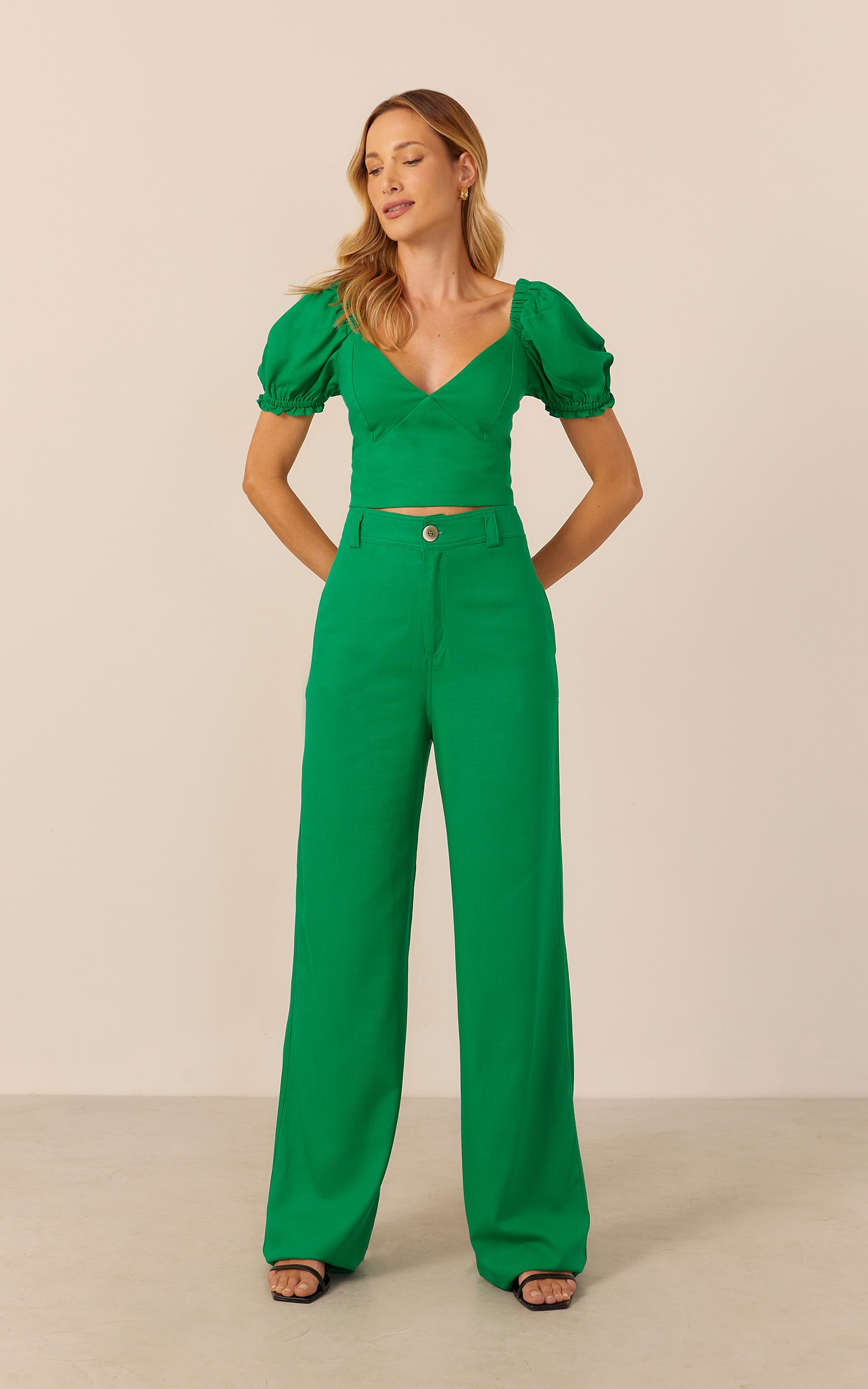 Cropped Caminhos Manga Bufante Verde Bandeira