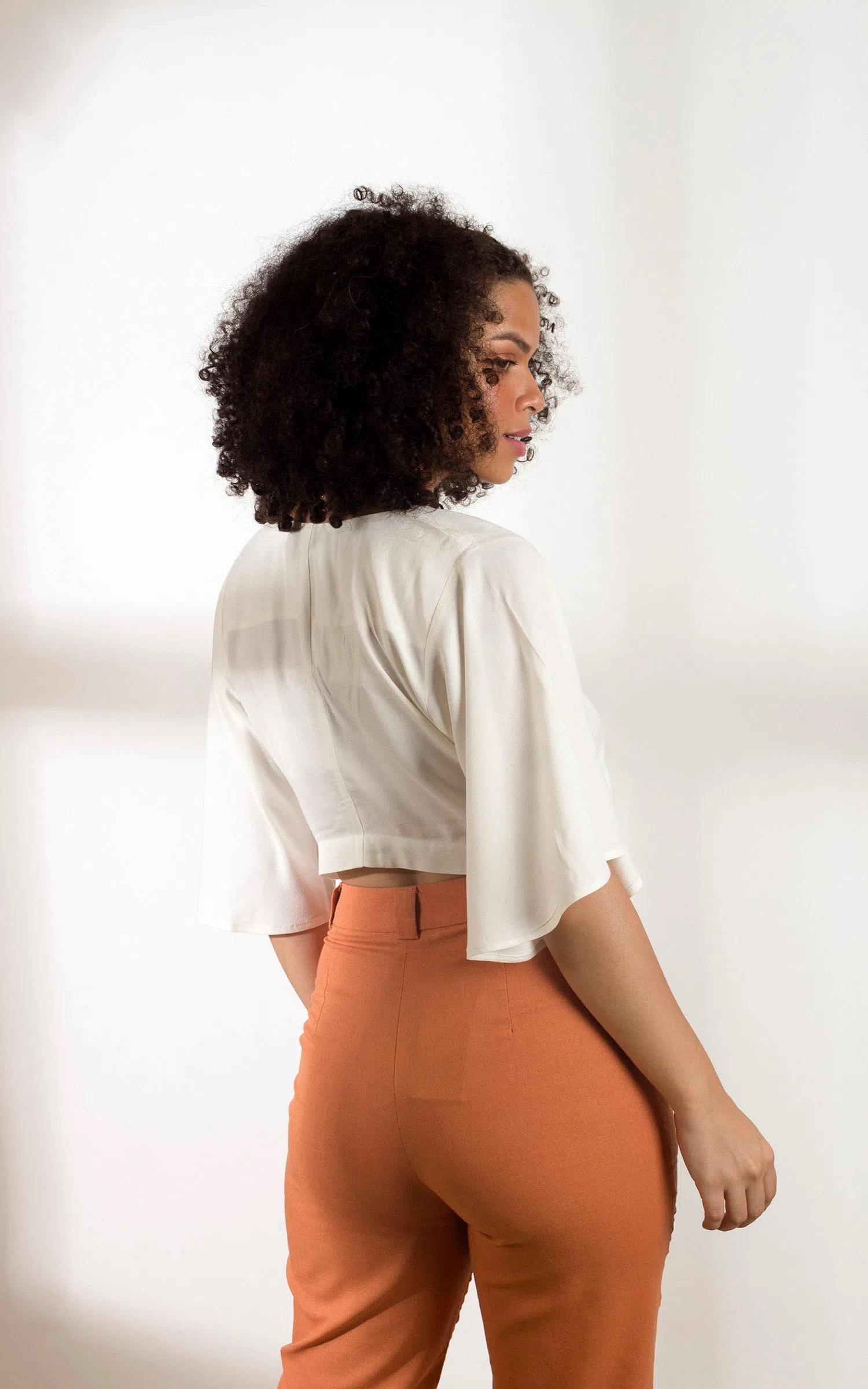 Cropped Clean Off White