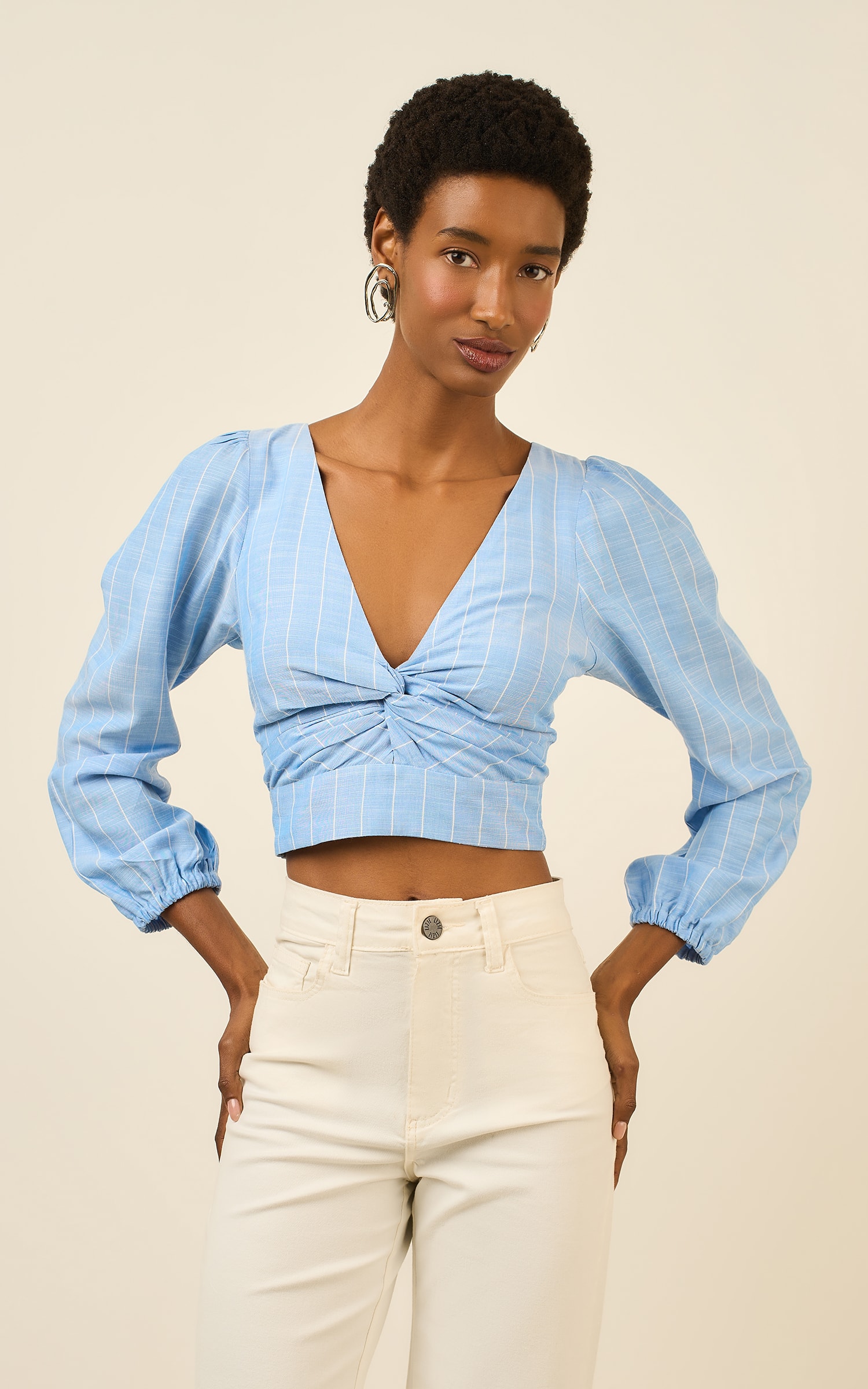 Cropped Detalhe No Pontal Nuvem