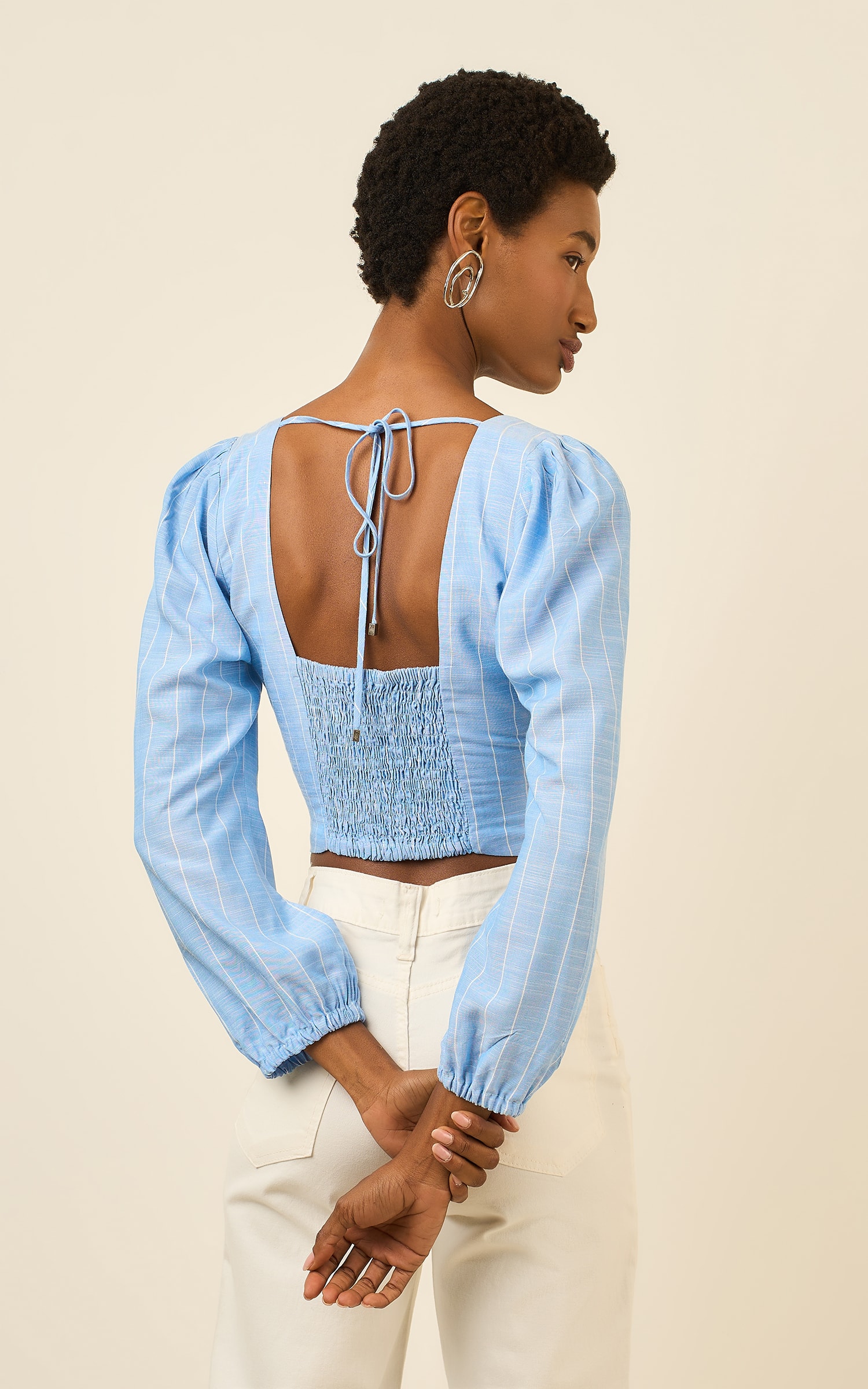 Cropped Detalhe No Pontal Nuvem