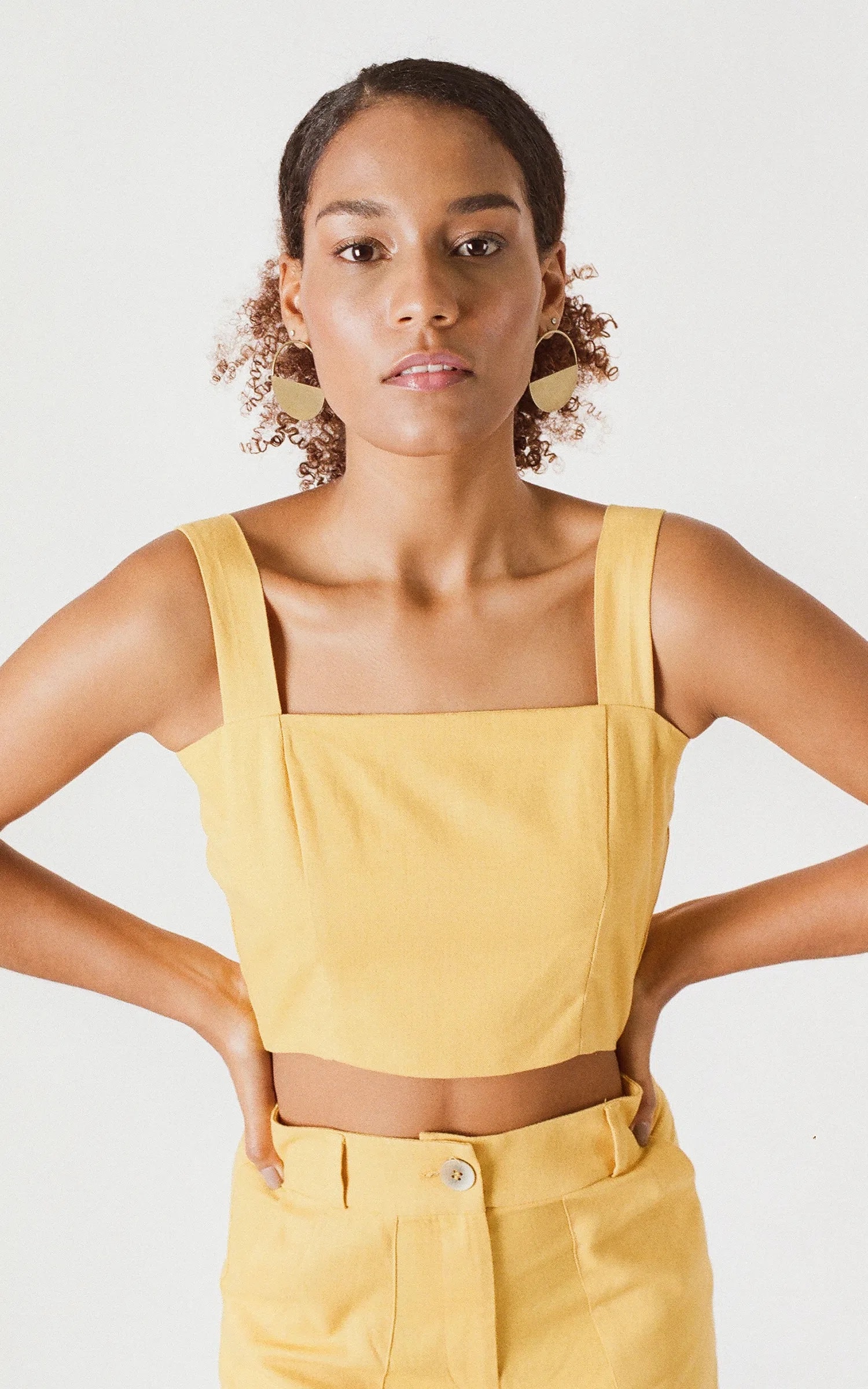 Cropped Lastex Linho Amarelo