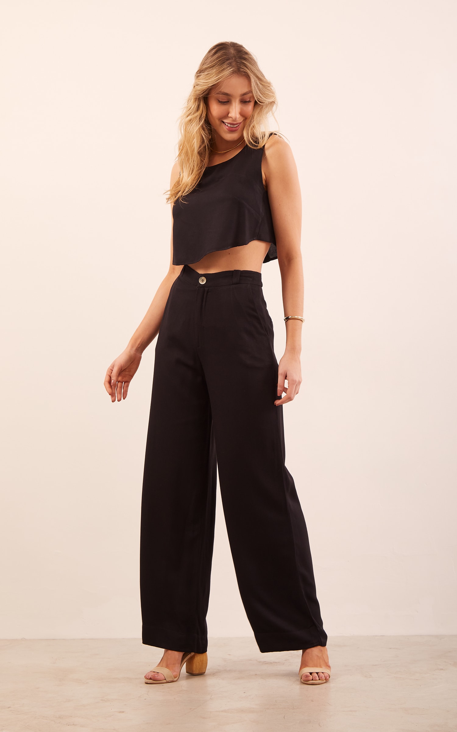 Cropped Life Preto