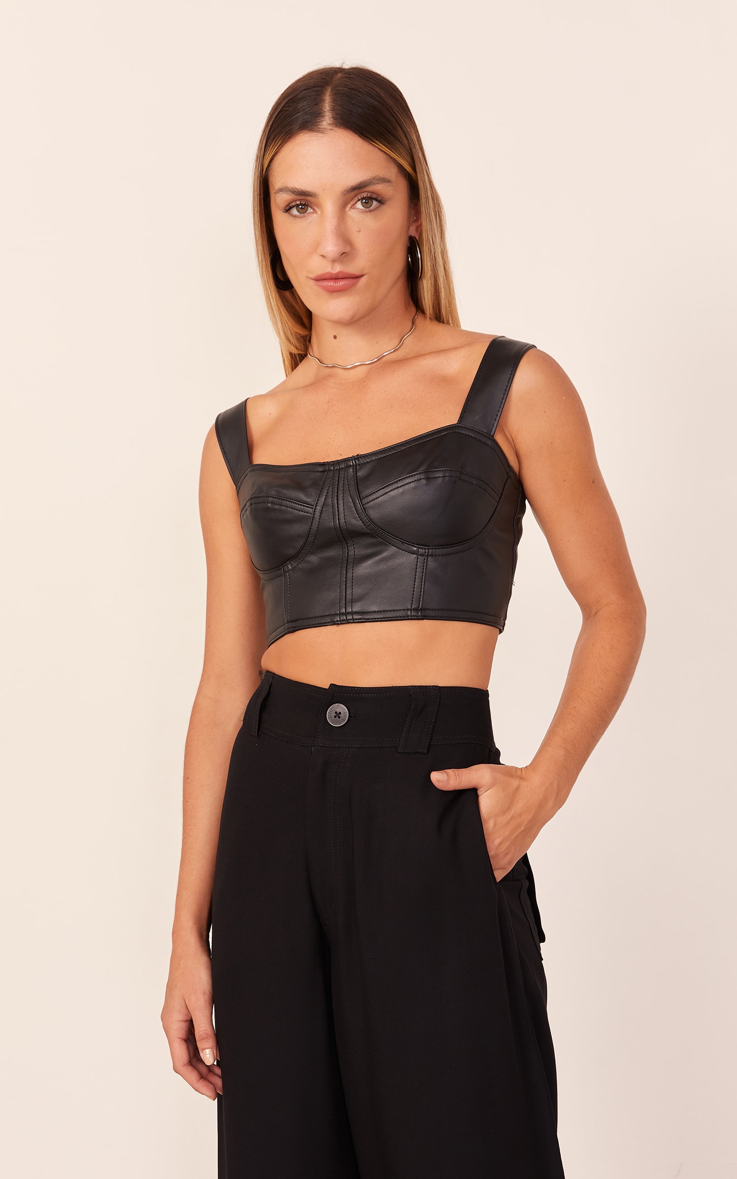 Cropped Like Leather Meia Taça Preto