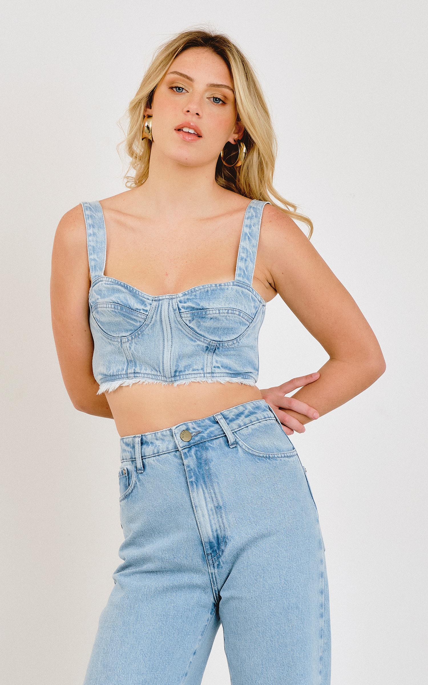 Cropped Meia Taça Desfiado Jeans
